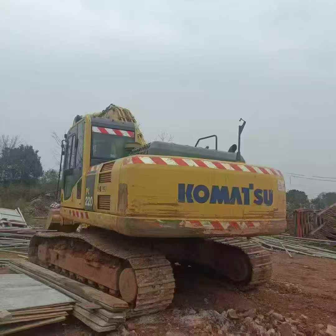Used Komatsu PC220-8 Excavator 2019 Model / 2