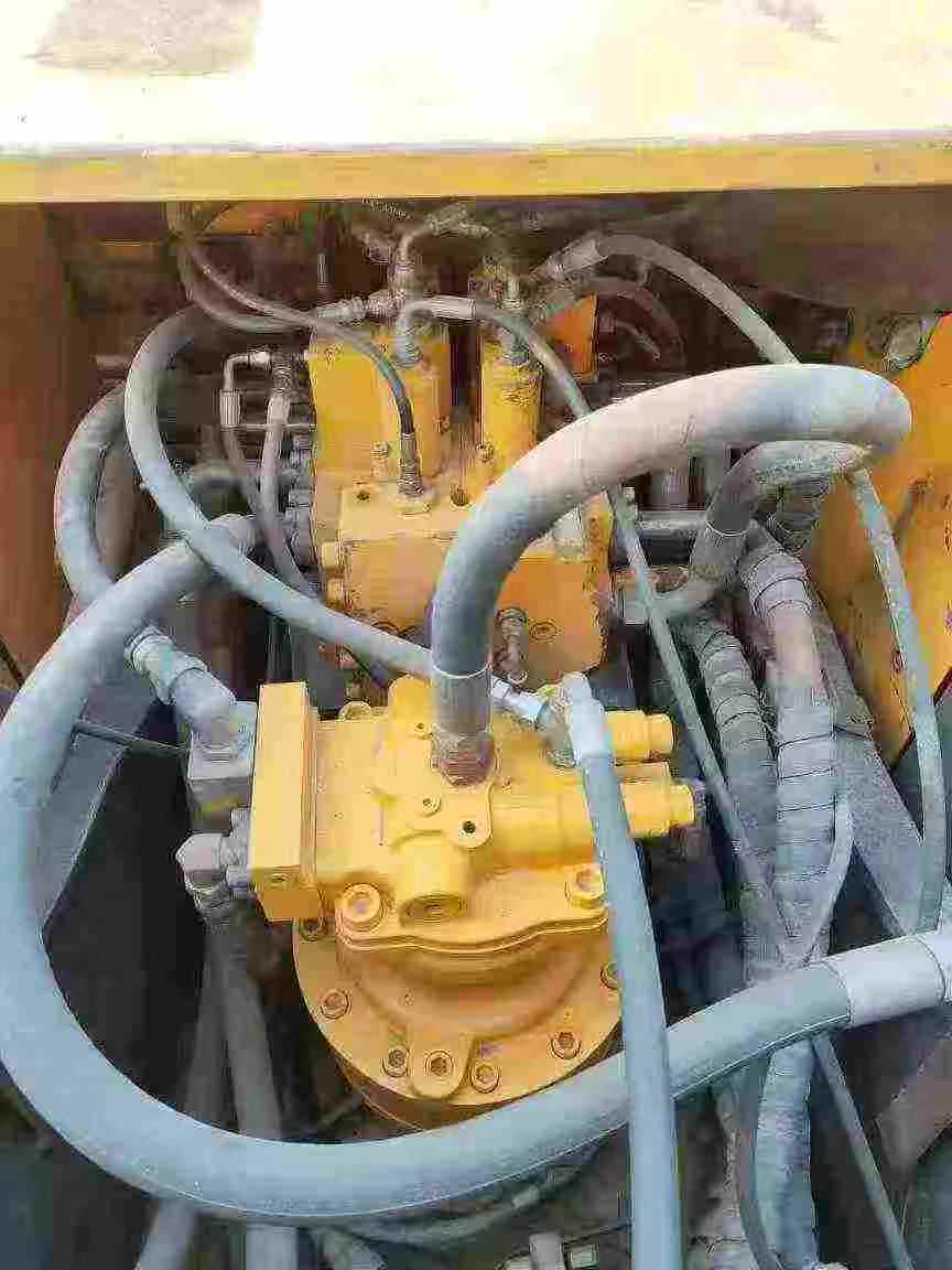 Used Hyundai R225-7 Excavator 2016 Model / 5