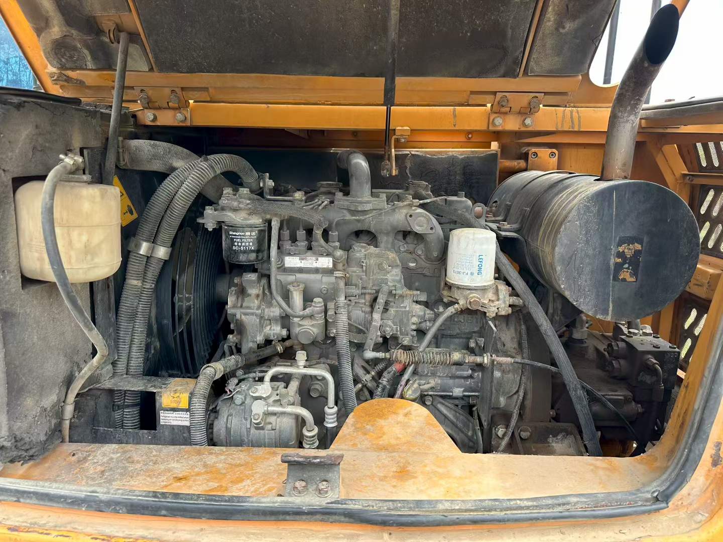 Used Sany SY95C Excavator 2014 Model / 4