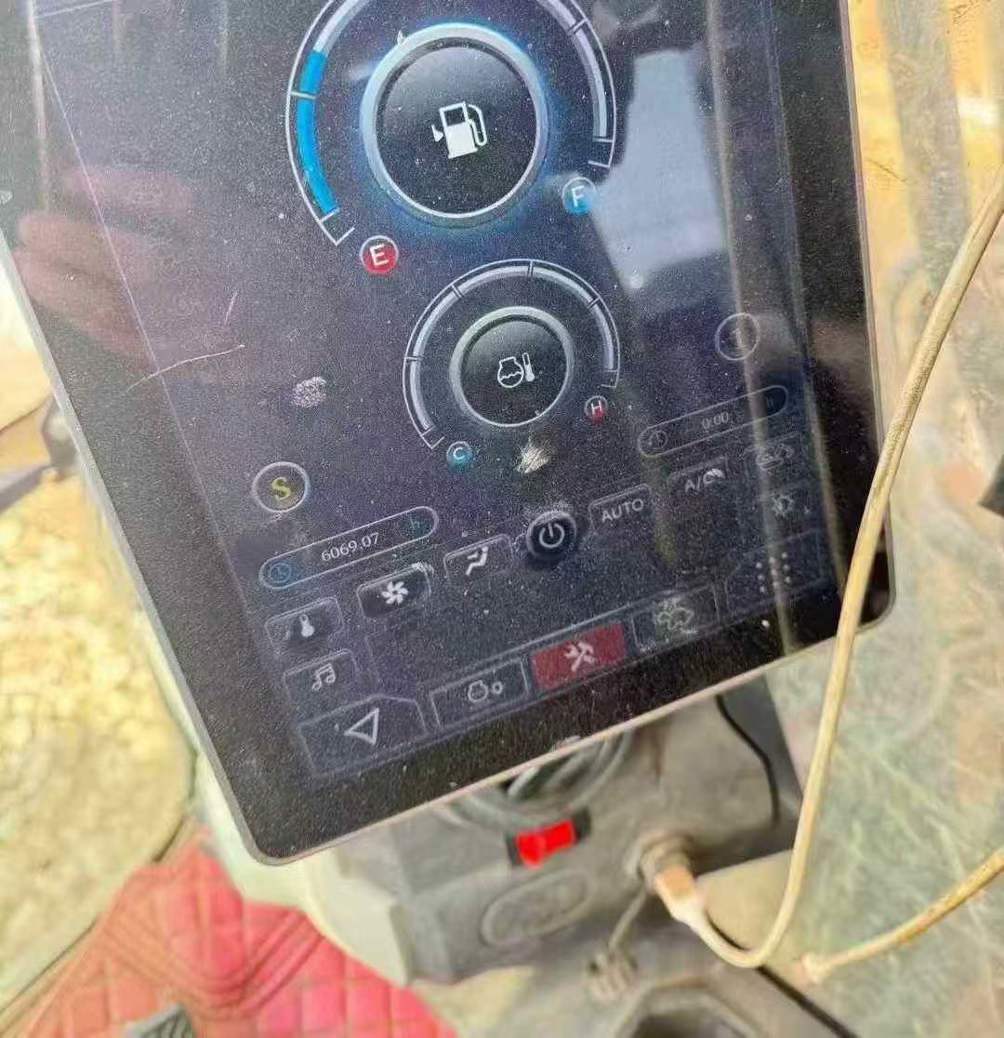 Used Sany SY200C Excavator 2021 Model / 9