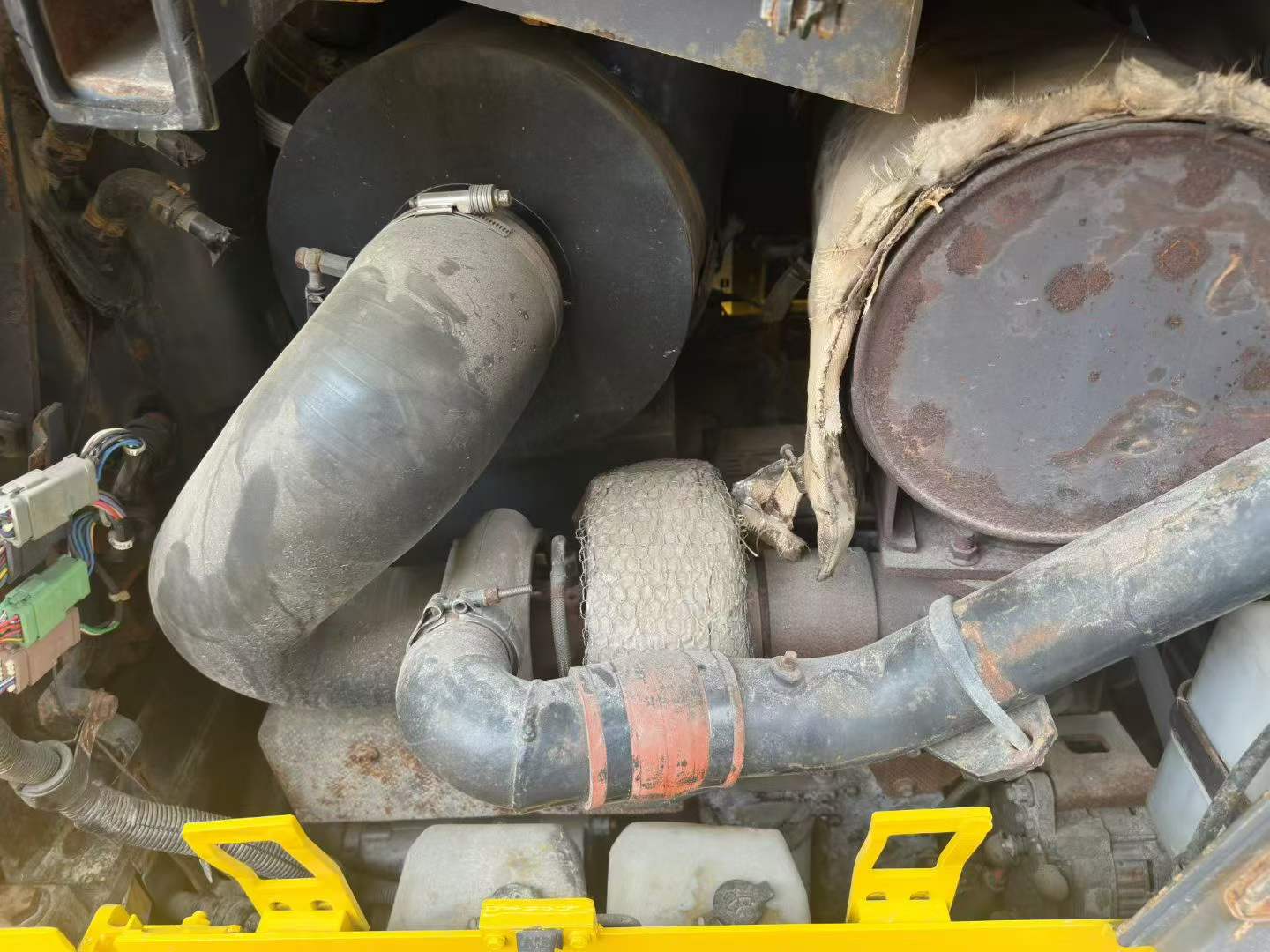 Used Komatsu PC65 Excavator 2016 Model / 4