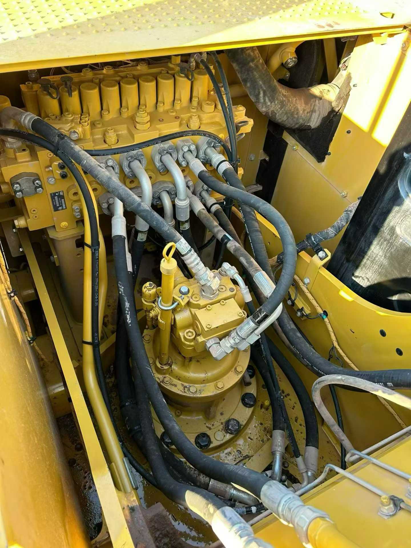 Used Caterpillar CT20 Excavator 2023 Model / 7