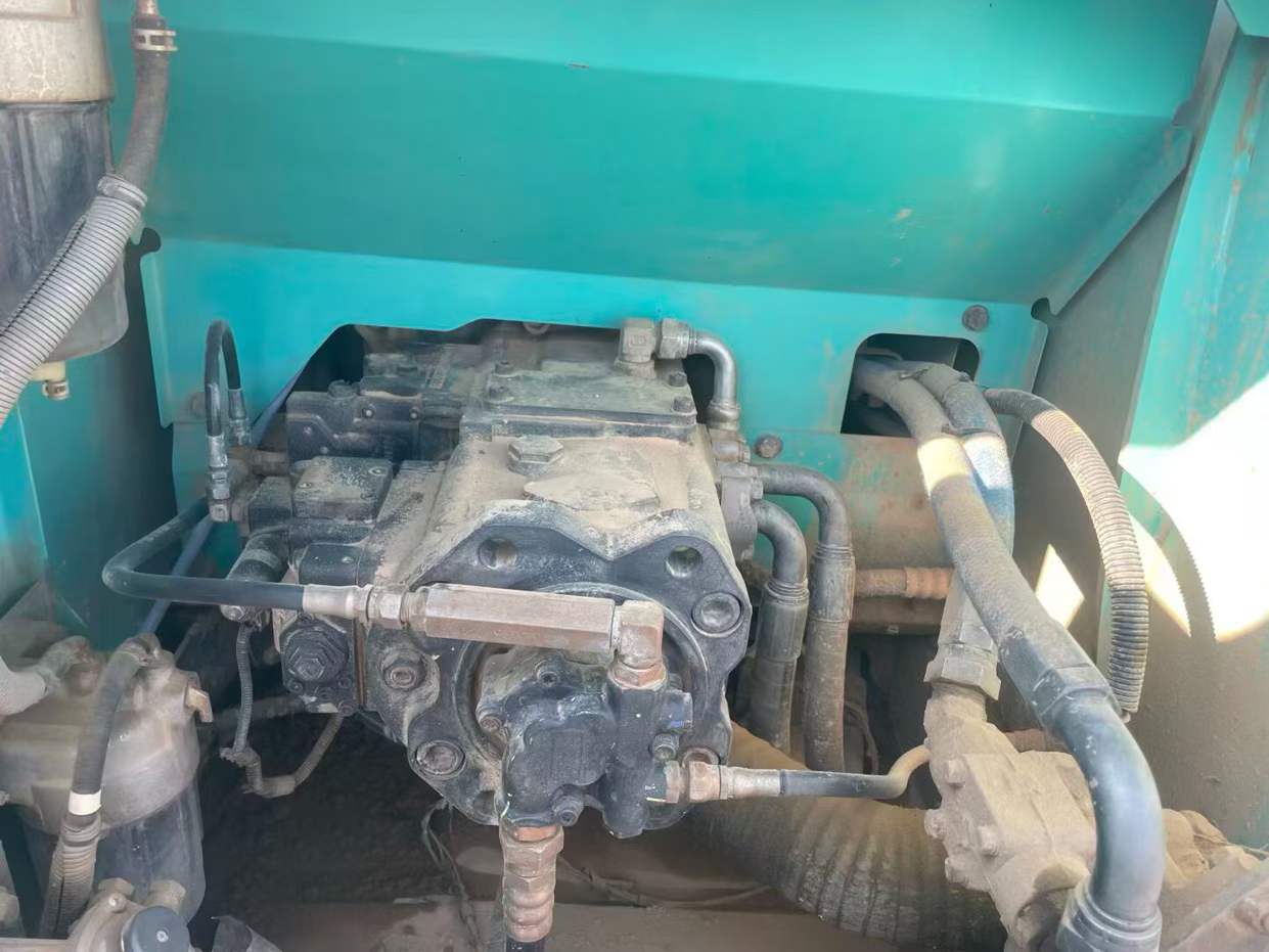 Buy Kobelco SK210 Used Excavator