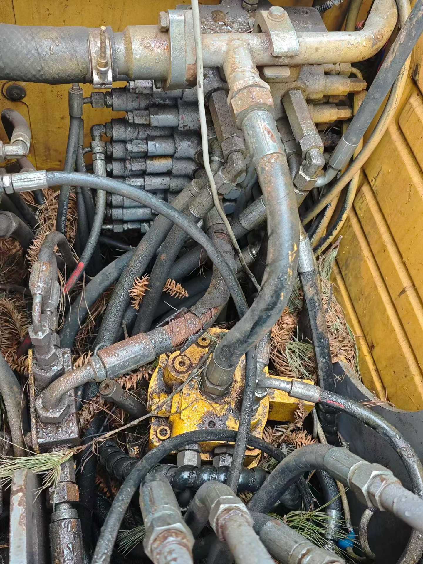 Used XCMG XE80 Excavator 2016 Model / 3