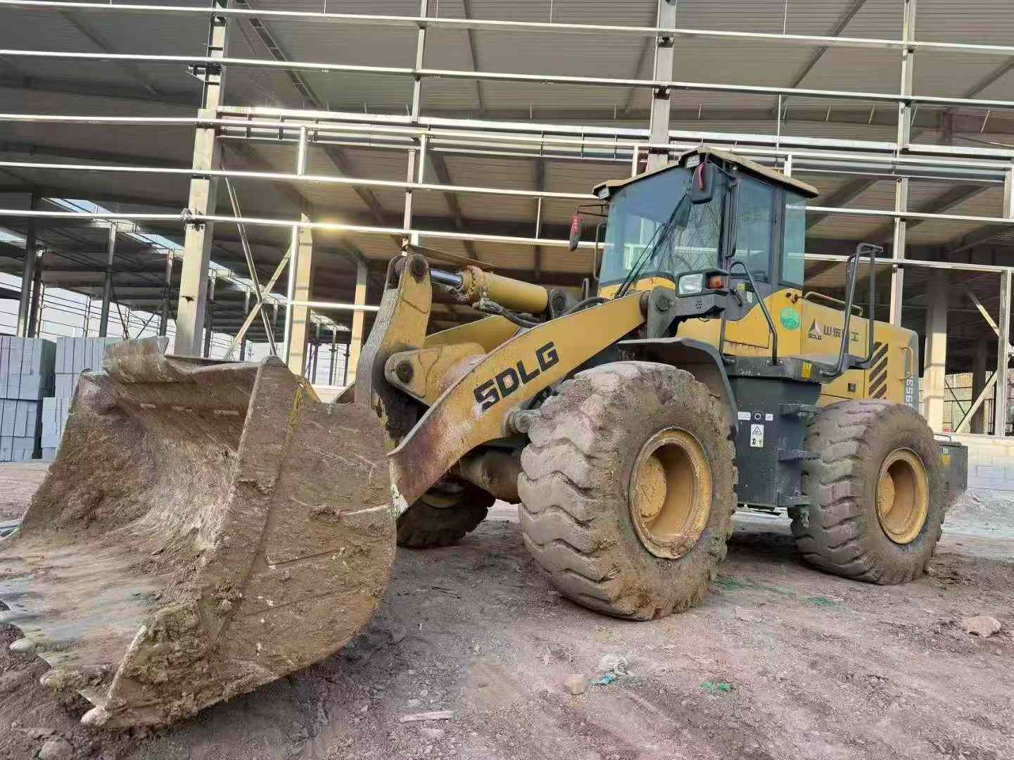 Buy SDLG LG953N Used Loader