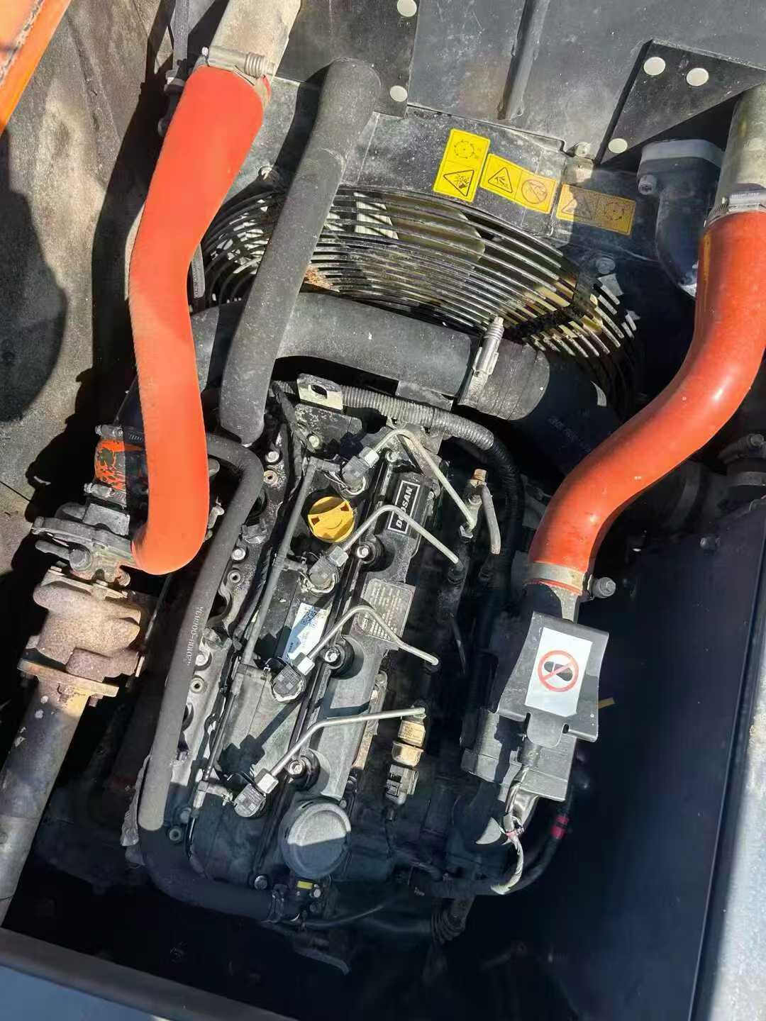 Buy Doosan DX130-9C Used Excavator / 8 Used Doosan DX130-9C Excavator 2020 Model / 8