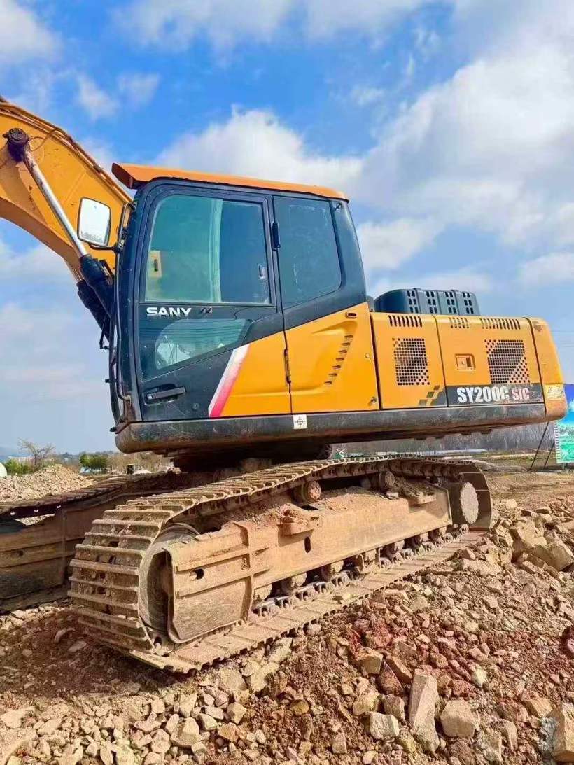 Buy Sany SY200C Used Excavator