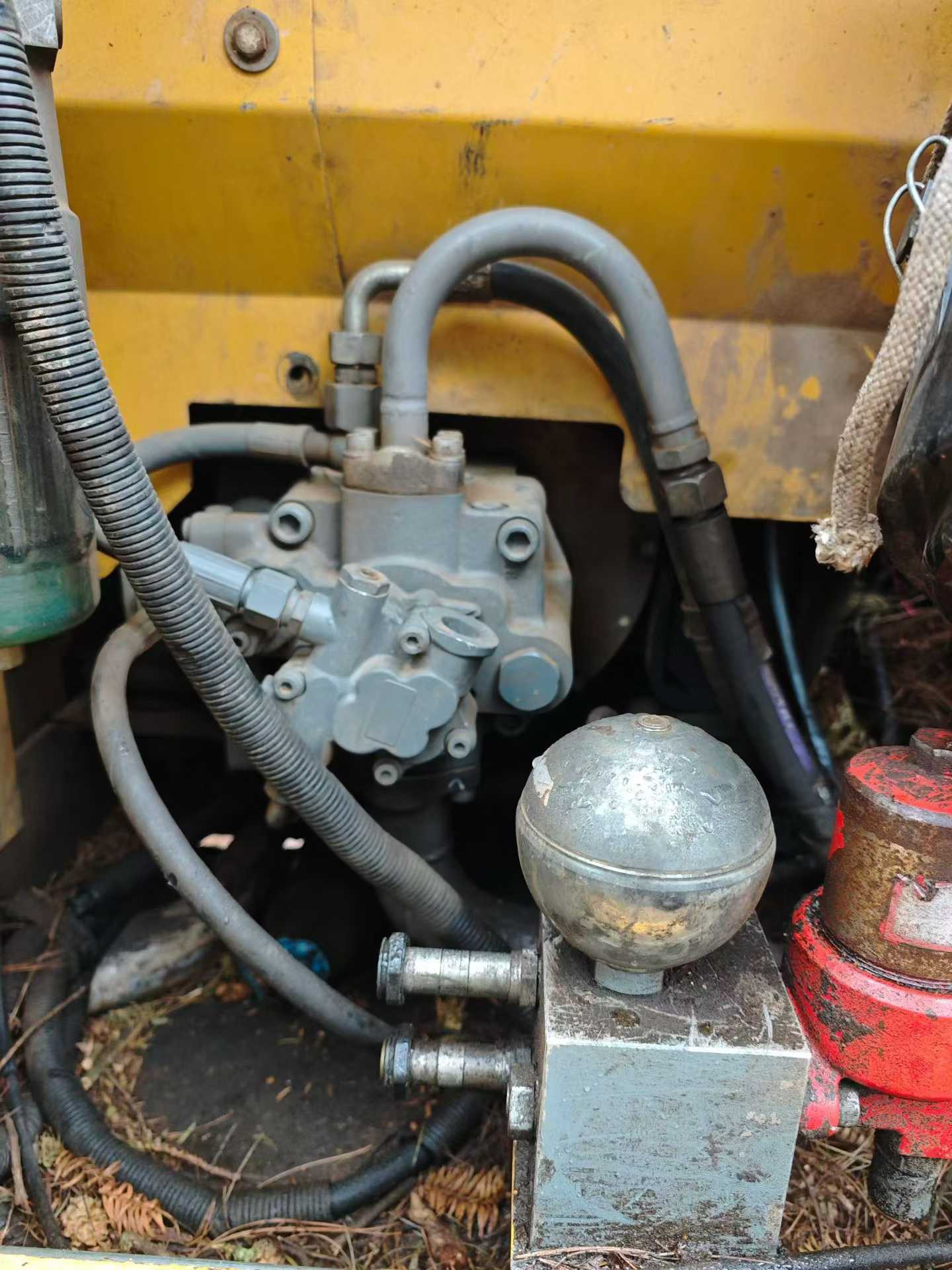 Used XCMG XE80 Excavator 2016 Model / 2