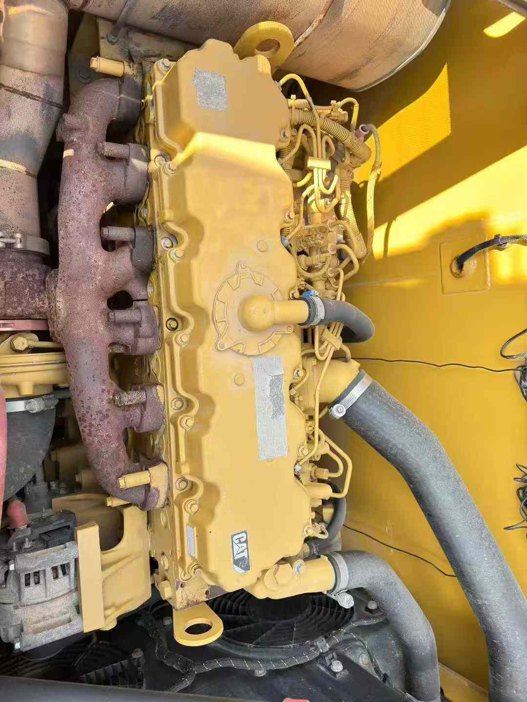 Used Caterpillar 323 Excavator 2016 Model / 9