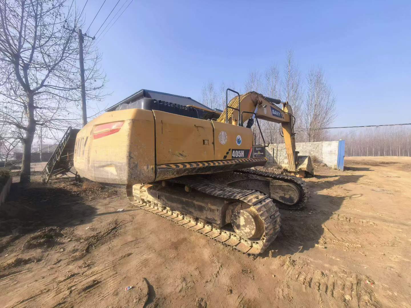 Buy Sany SW305K Used Excavator