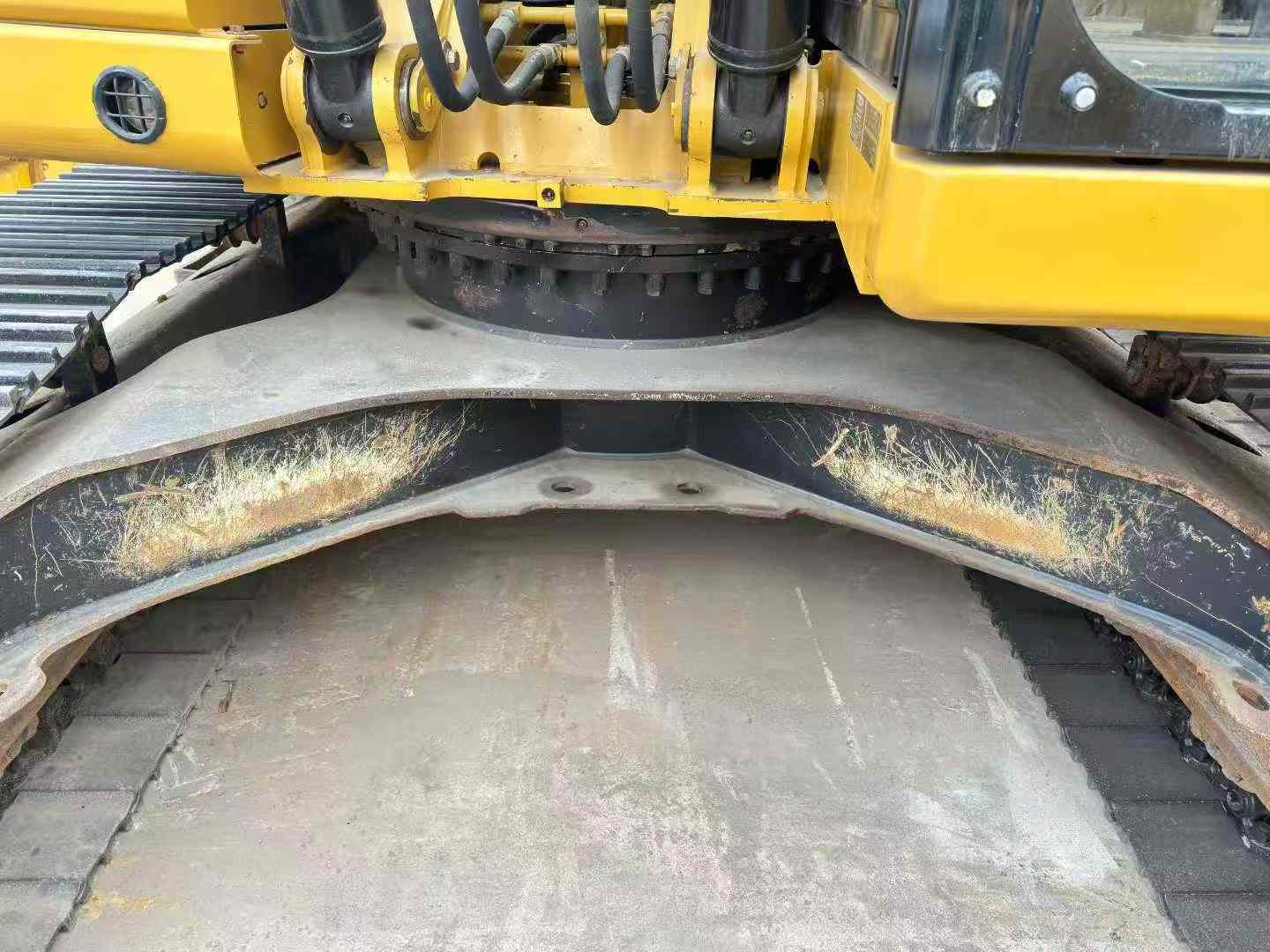 Used Caterpillar 323 Excavator 2016 Model / 6