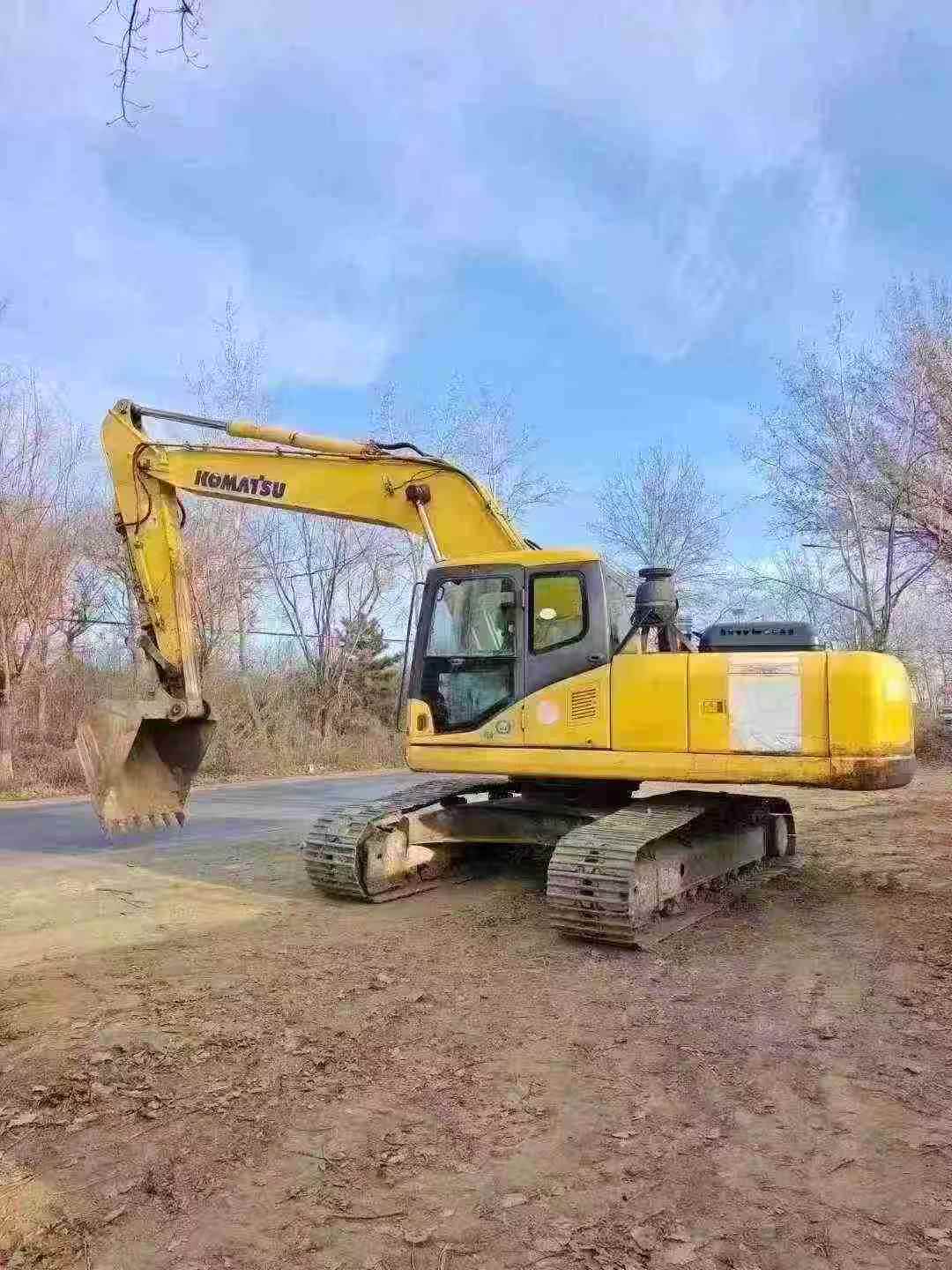 Used Komatsu PW220-7 Excavator 2007 Model / 4