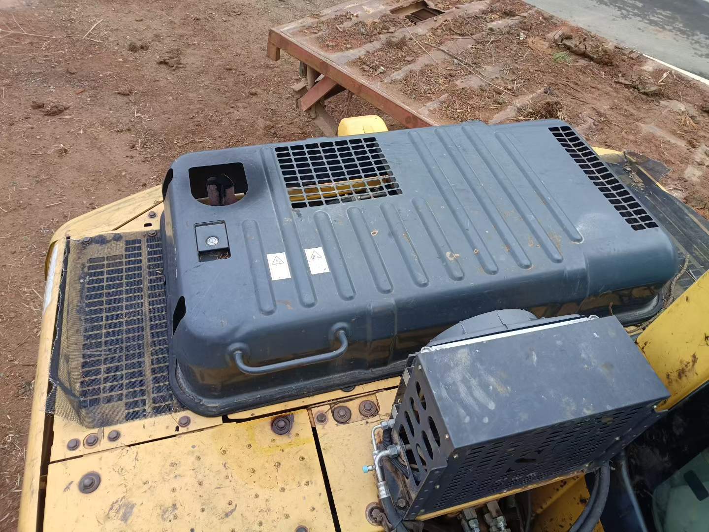 Used Komatsu PC120-8 Excavator 2016 Model / 5