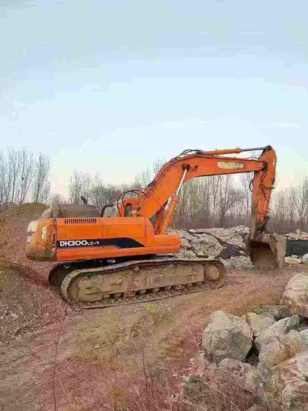 Used Doosan DL300 Excavator 2012 Model / 5