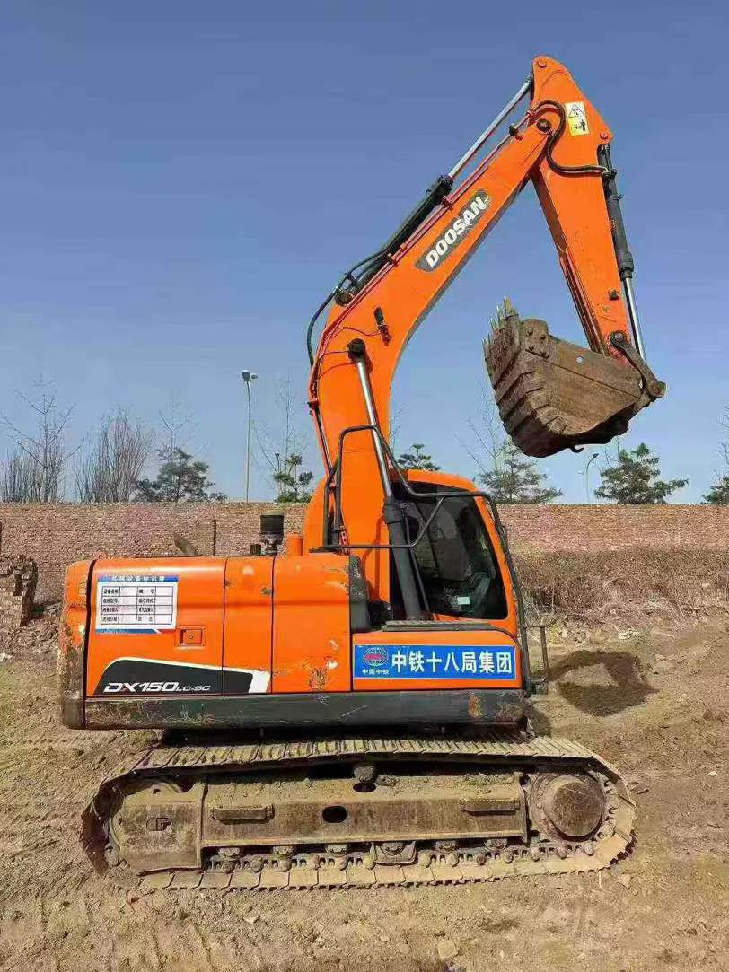 Used Doosan DX120-9C Excavator 2016 Model / 2