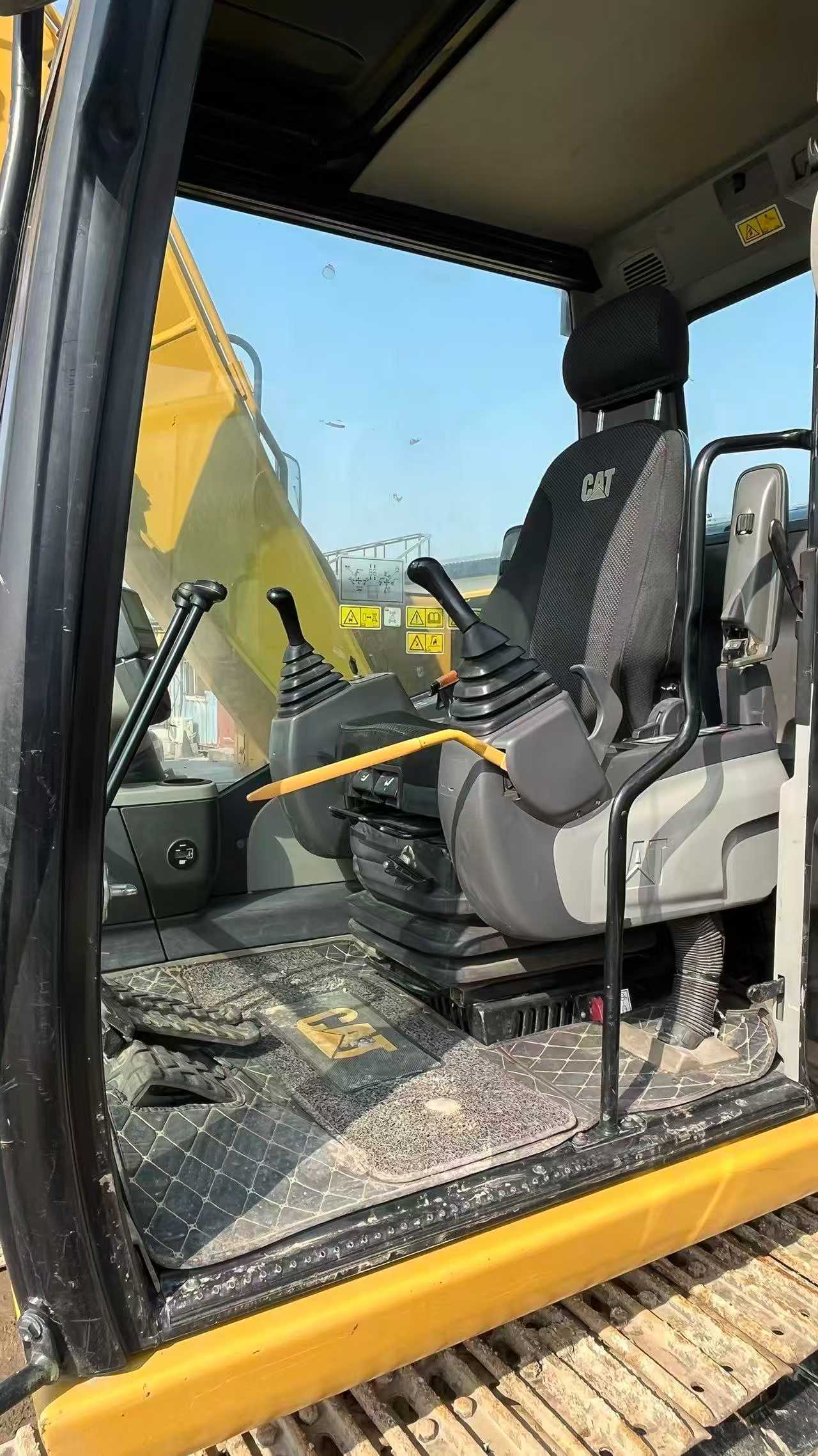 Buy Caterpillar 313D2 Used Excavator