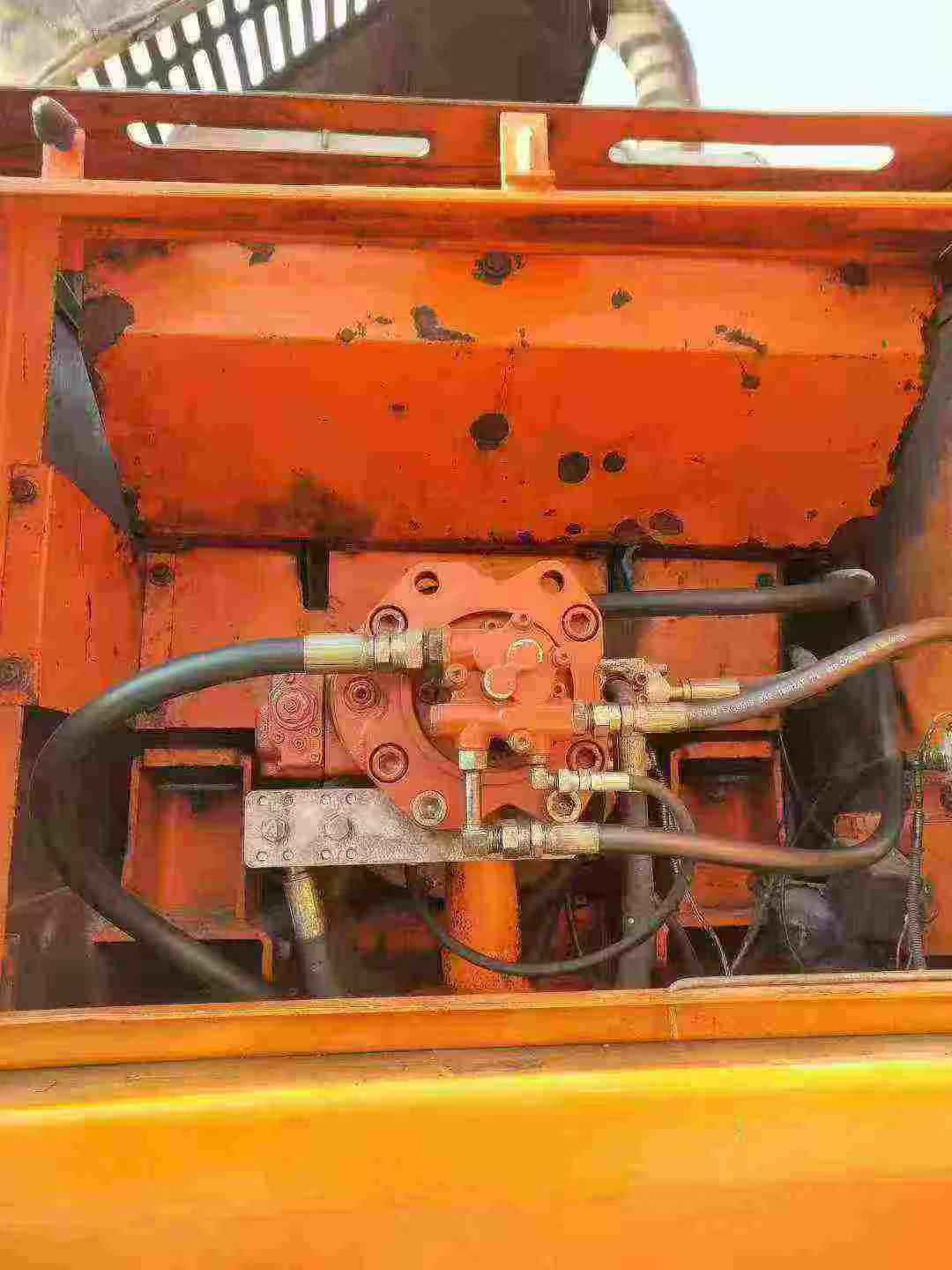 Used Doosan DL300 Excavator 2012 Model / 8