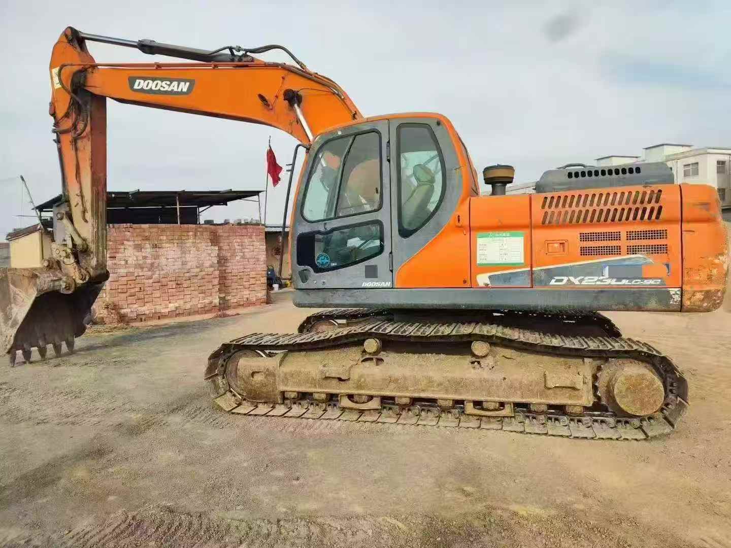 Buy Doosan S225 Used Excavator