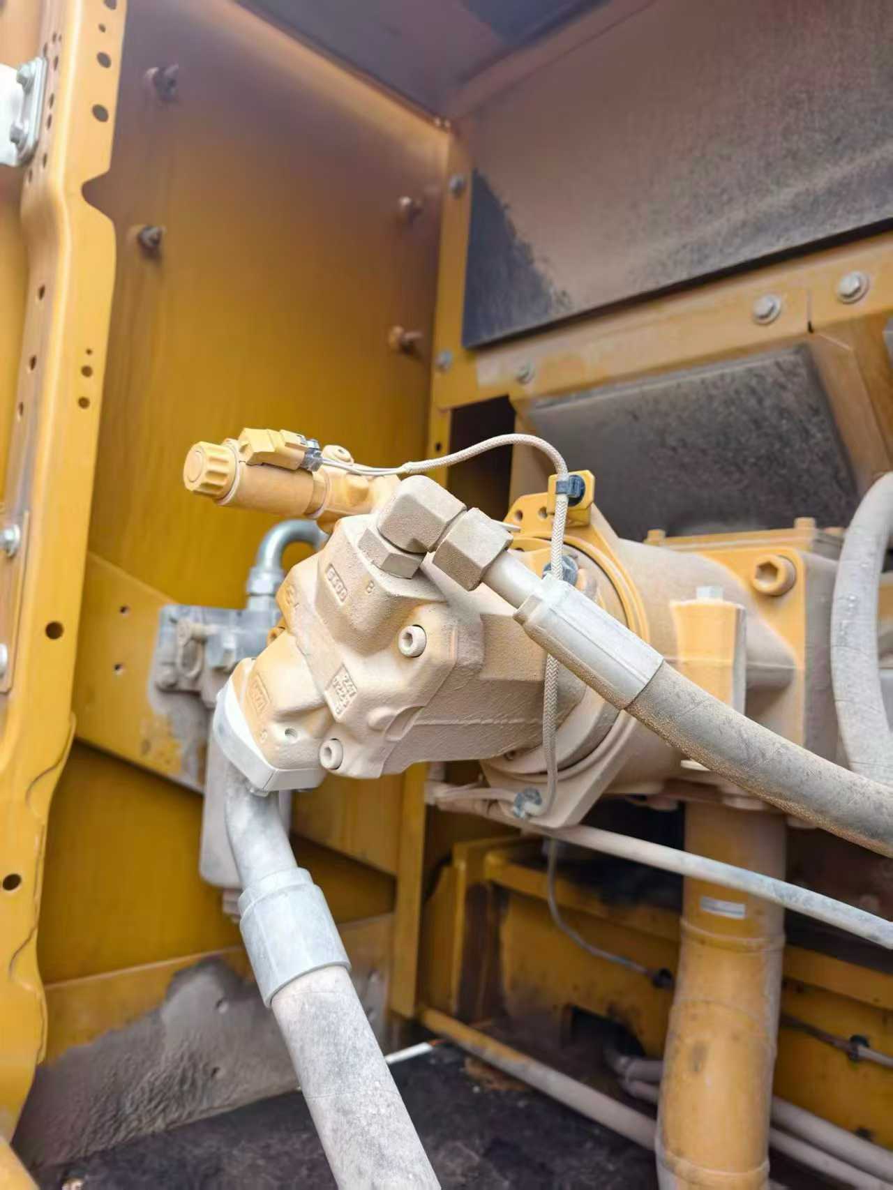 Used Caterpillar CT60 Excavator 2022 Model / 7