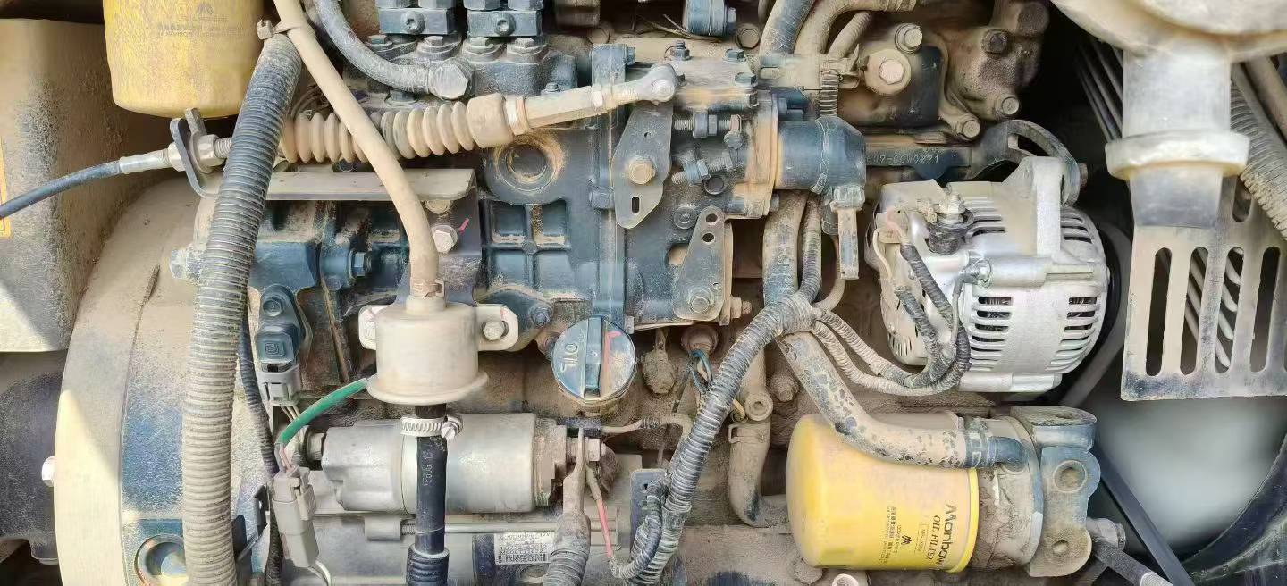 Used XCMG XE75C Excavator 2016 Model / 3