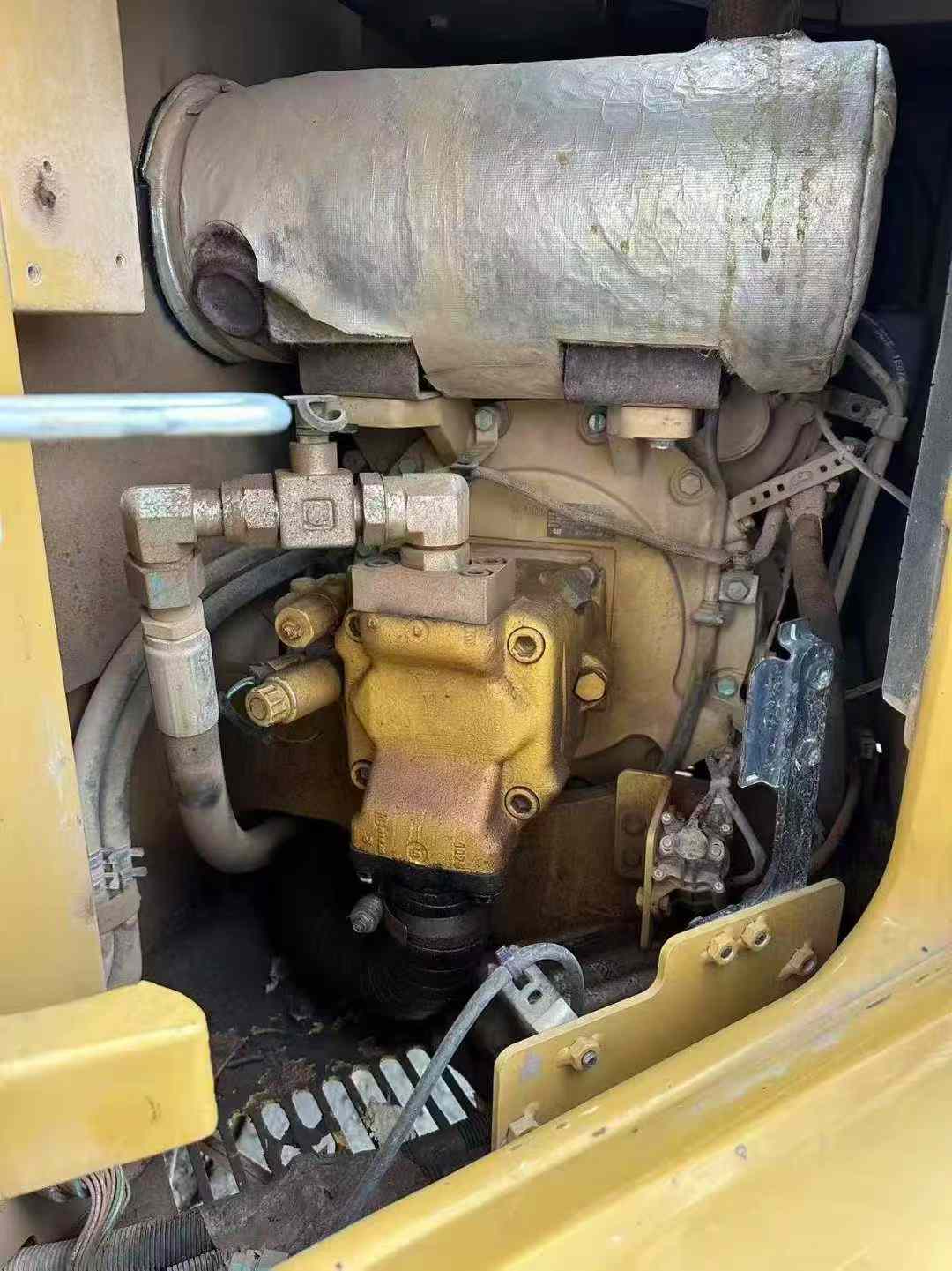 Used Caterpillar CAT310  Excavator 2016 Model / 6