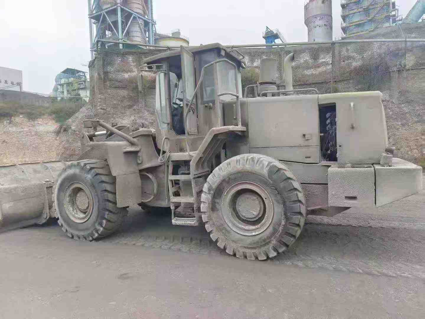 Buy SDLG LG956L Used Loader / 2