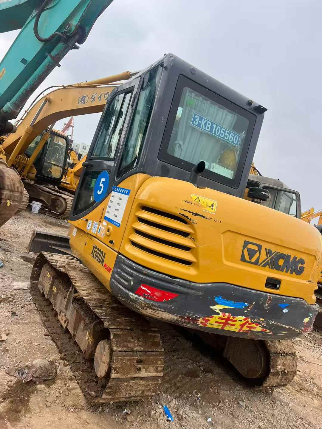 Used XCMG XE60 Excavator 2016 Model / 4