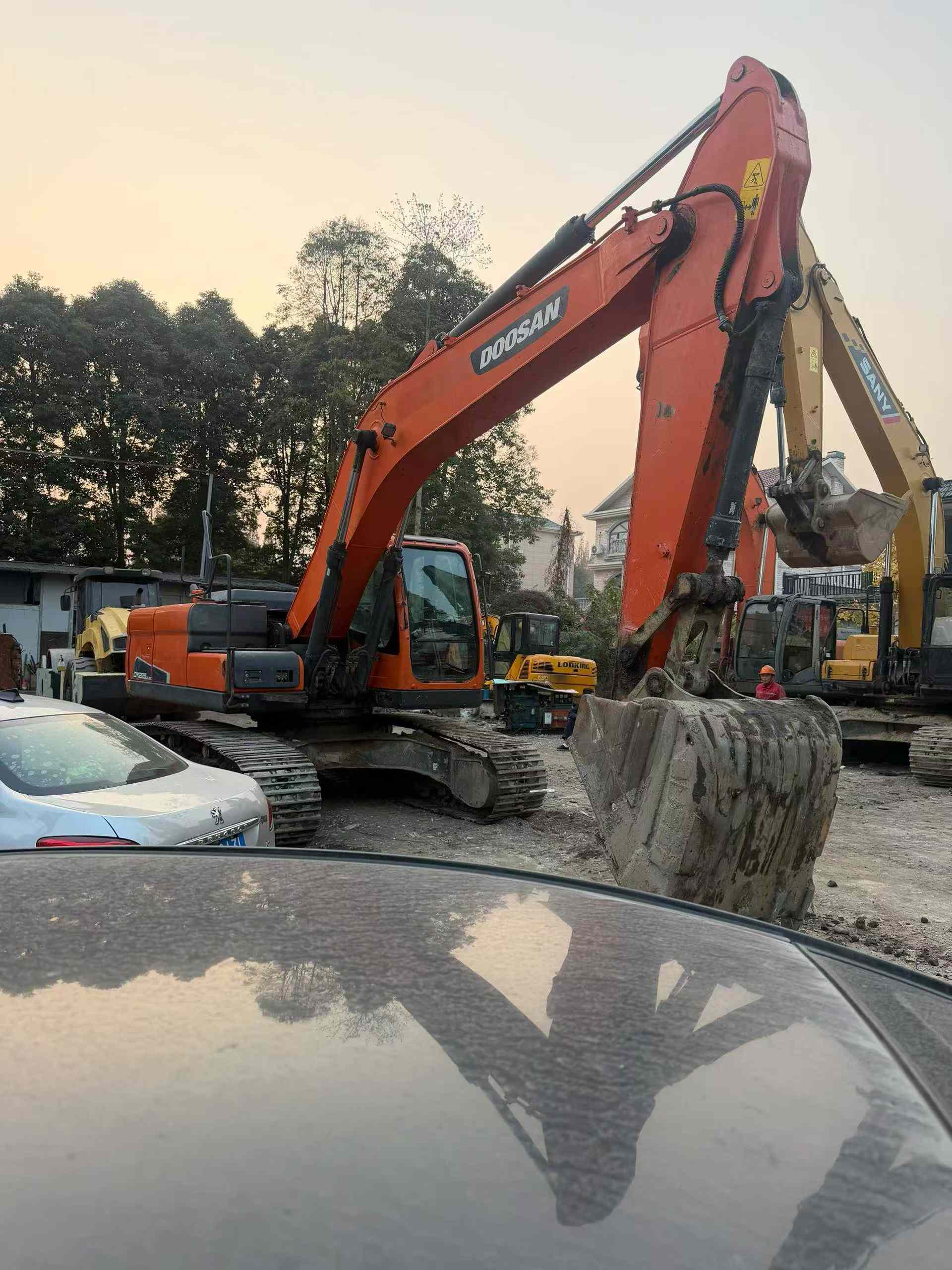 Used Doosan DH220 Excavator 2018 Model / 2