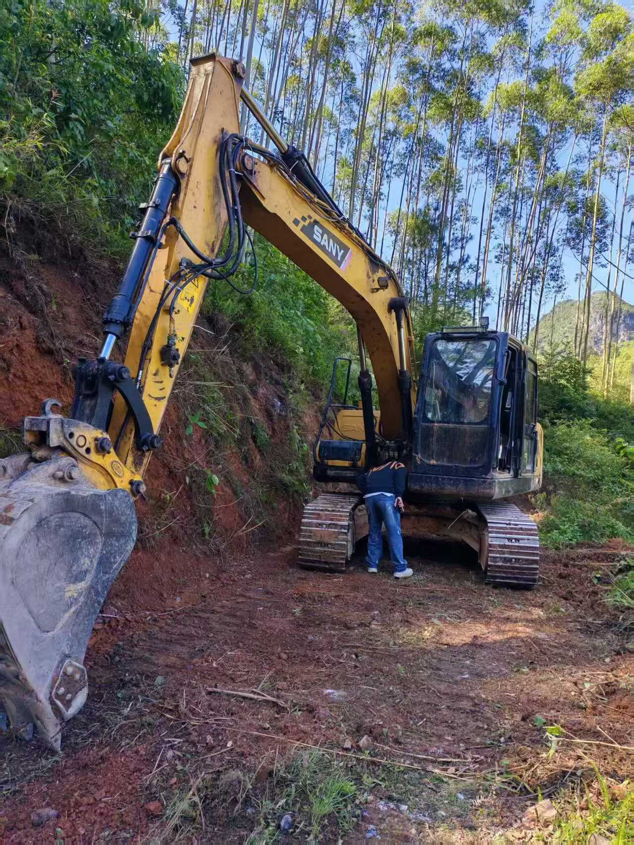 Buy Sany SY135 Used Excavator Buy Sany SY135 Used Excavator