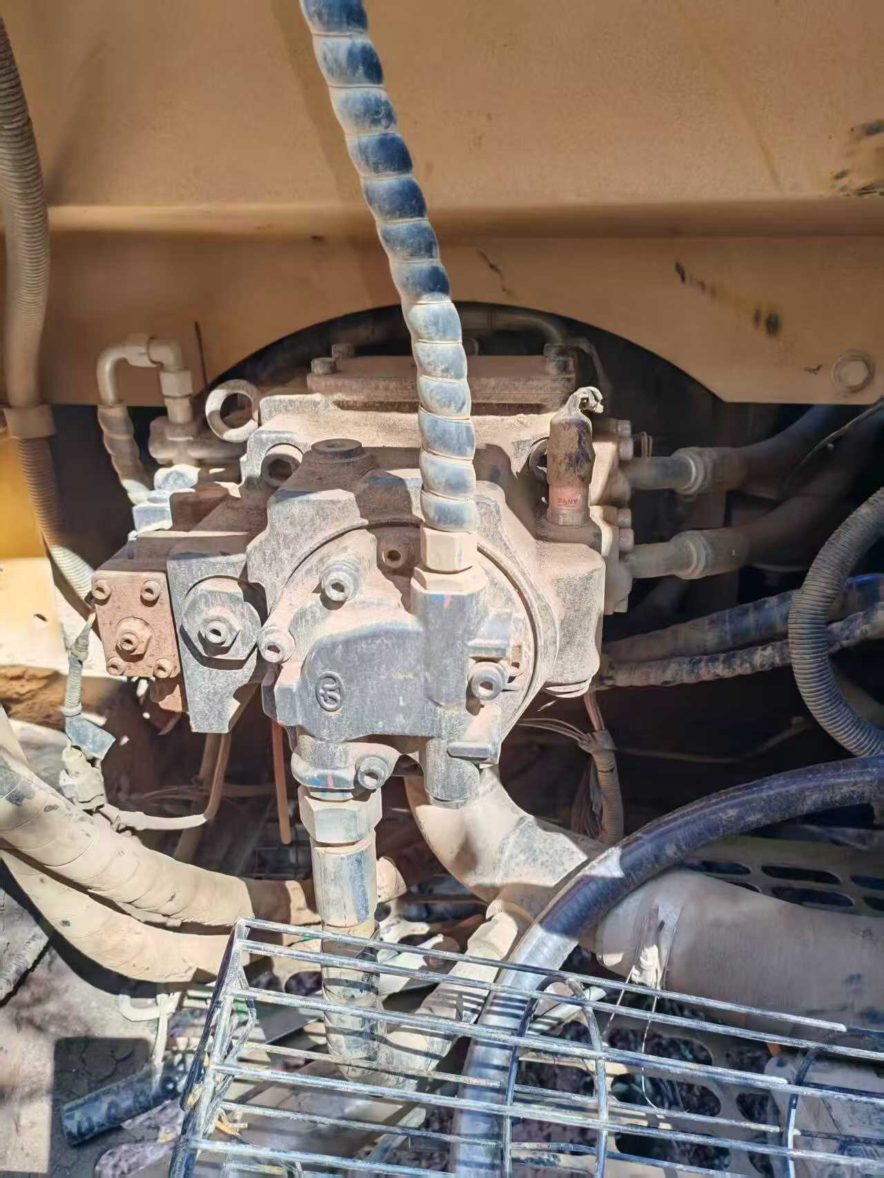 Used Sany SY135 Excavator 2019 Model / 4