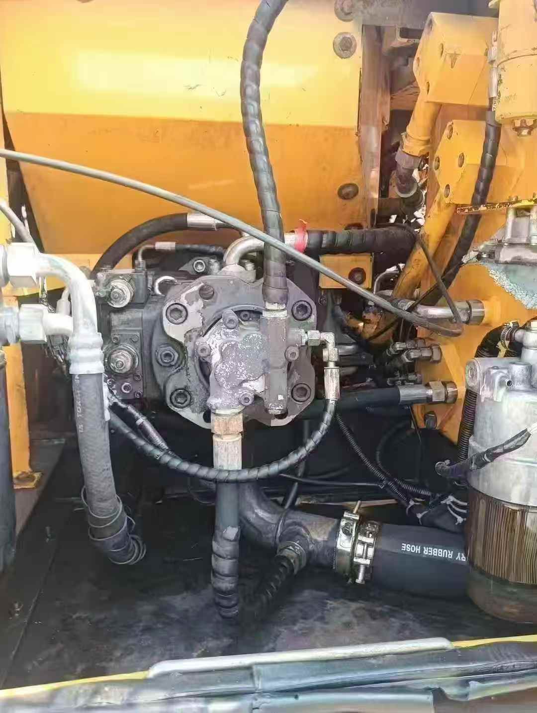 Used Sany SY135 Excavator 2014 Model / 6