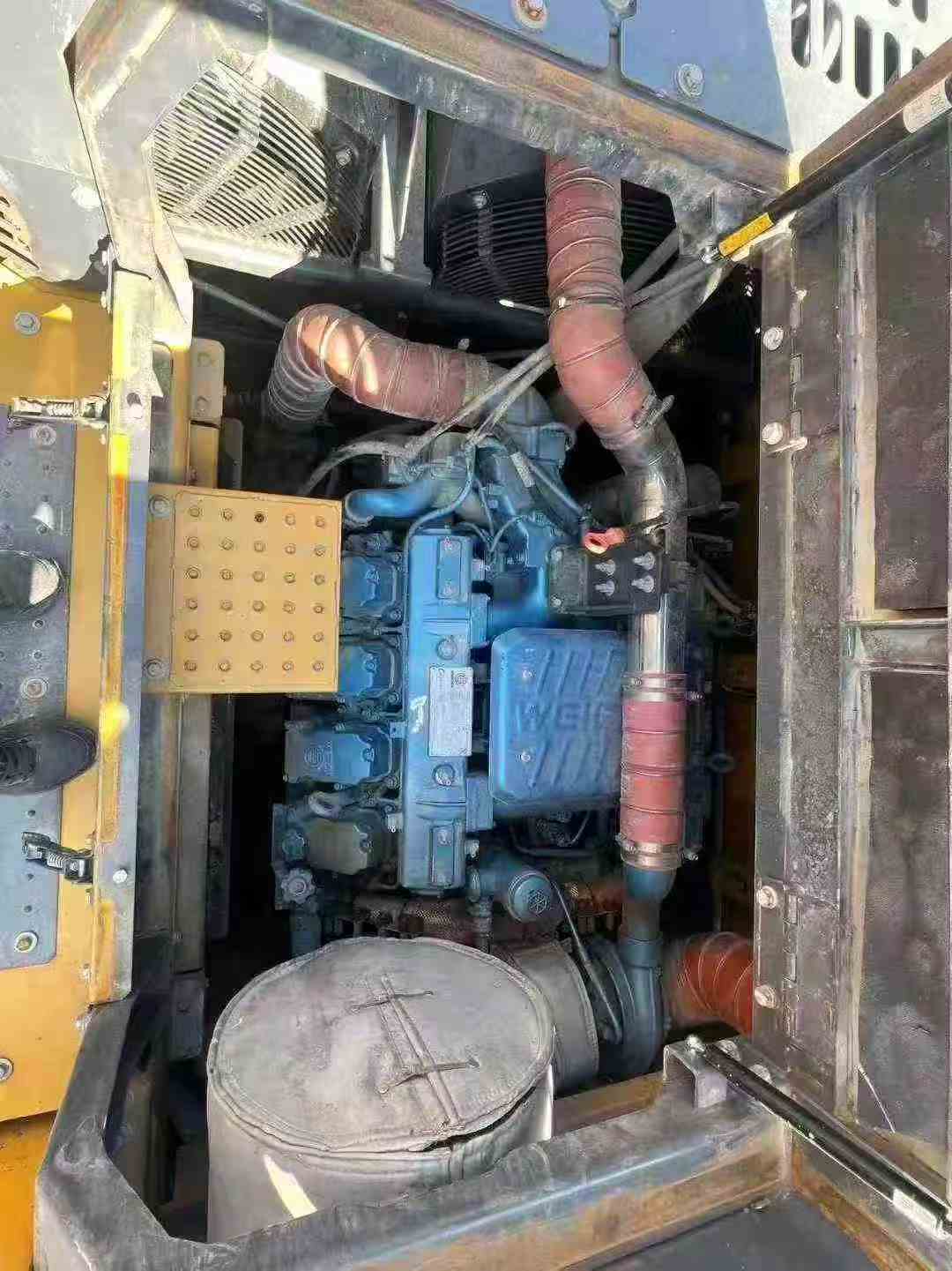 Used XCMG XE690DK MAX Excavator 2023 Model / 2