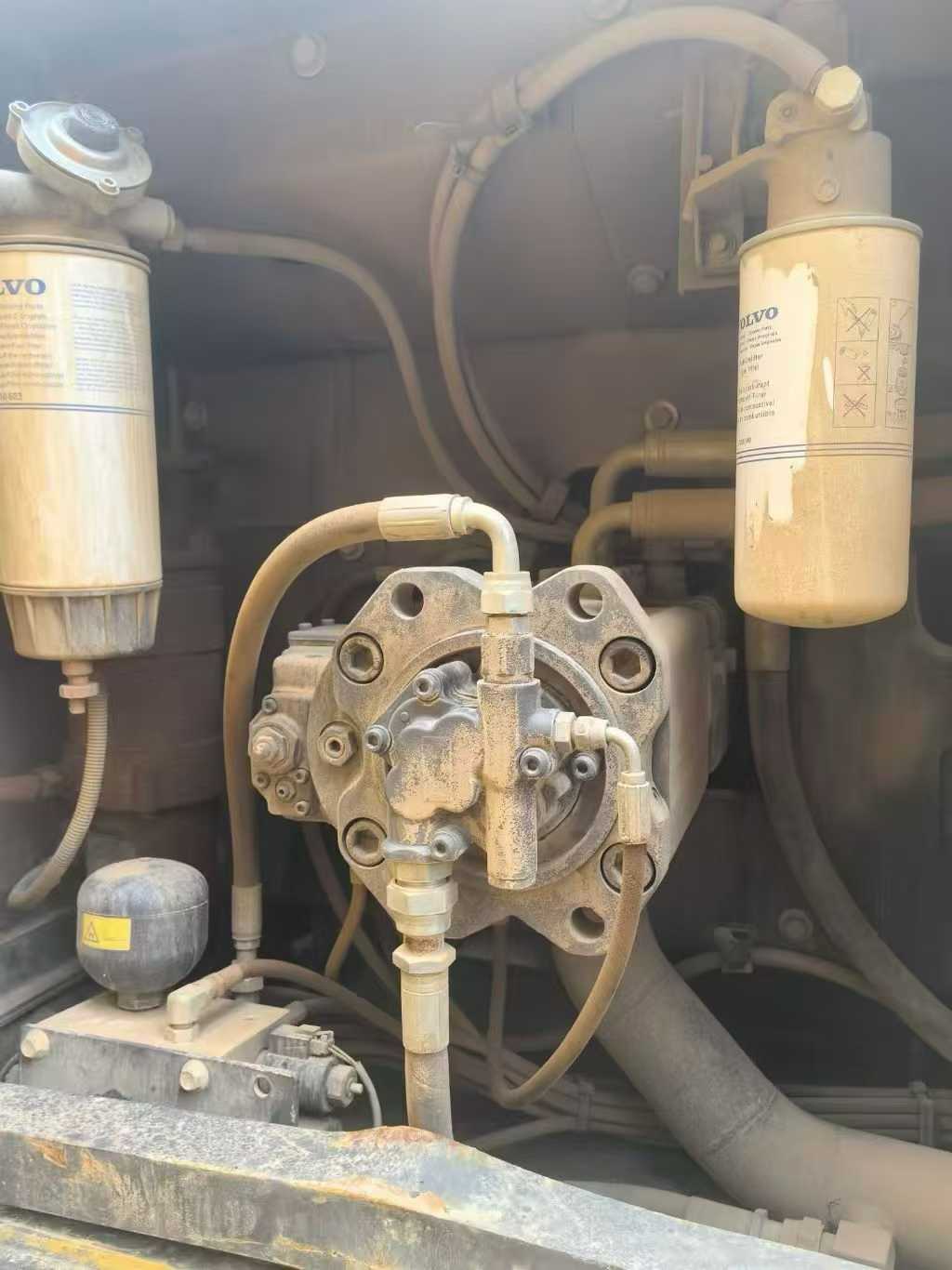 Buy Volvo EW210C Used Excavator