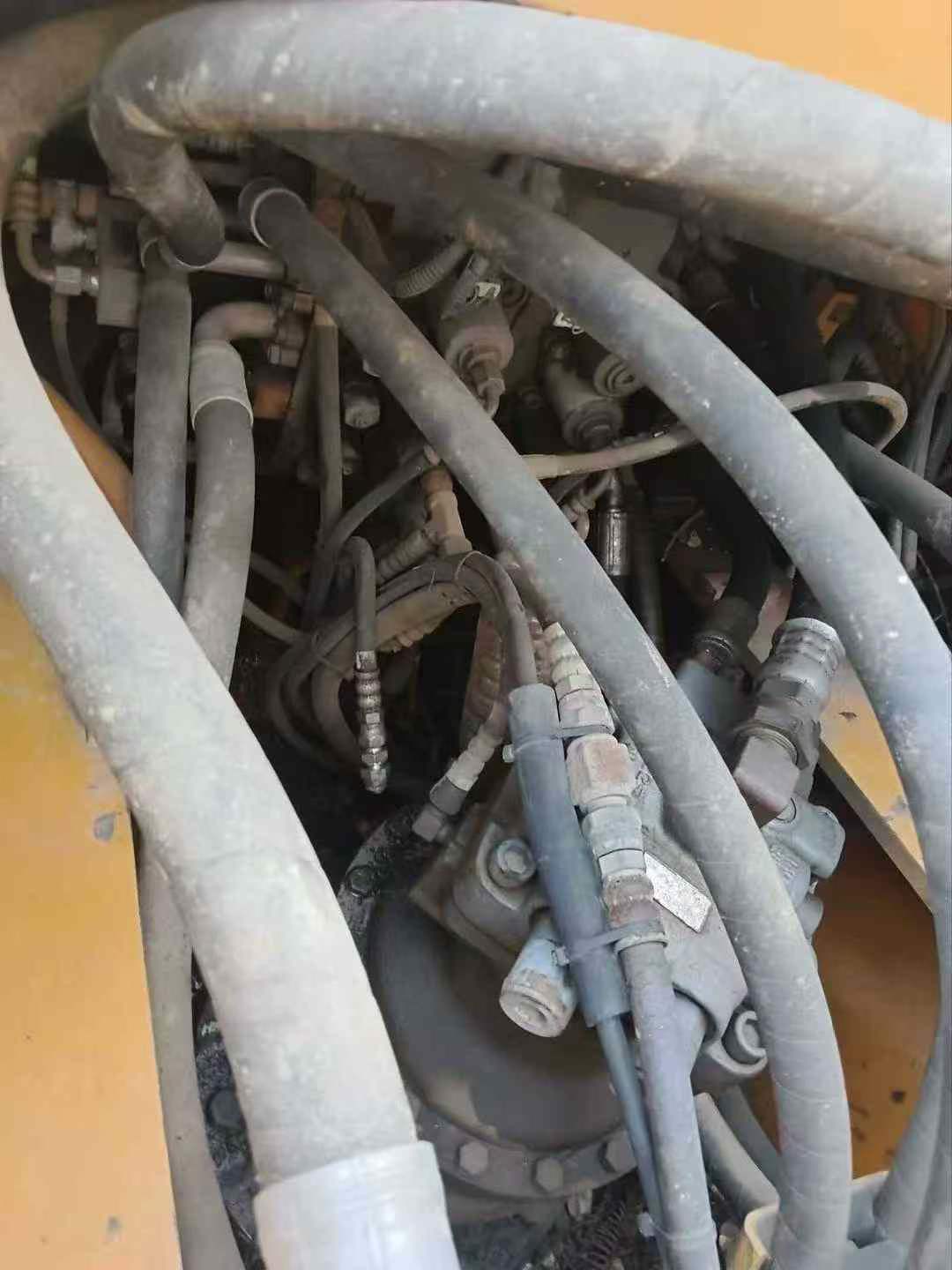 Buy Kato HD820 Used Excavator / 8 Used Kato HD820 Excavator 2016 Model / 8