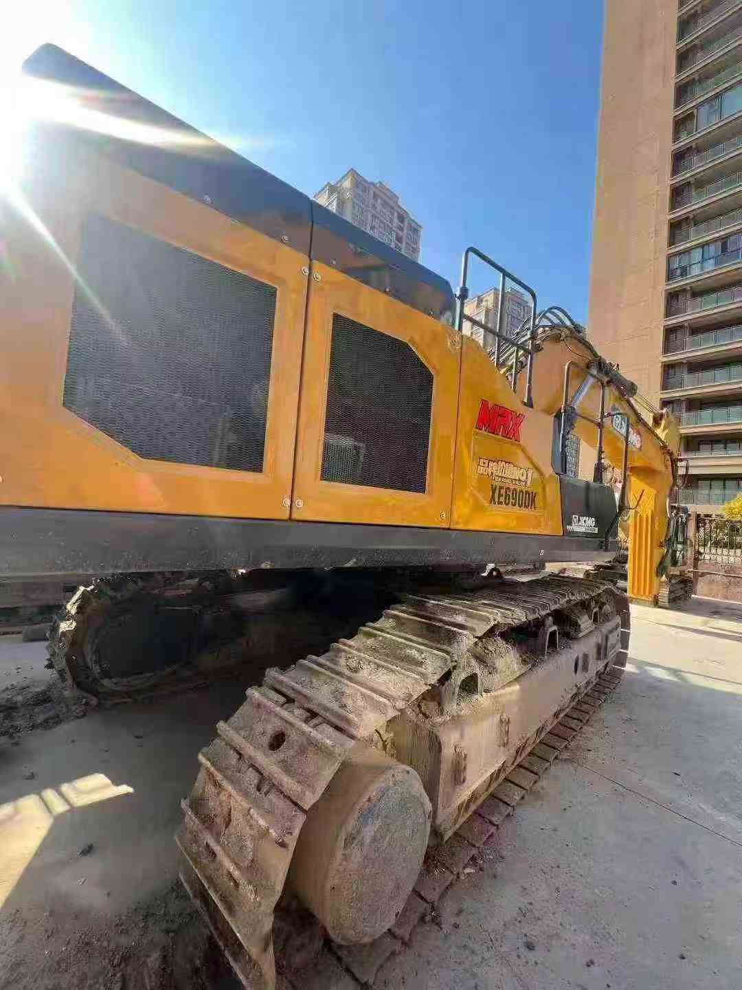 Used XCMG XE690DK MAX Excavator 2023 Model / 4