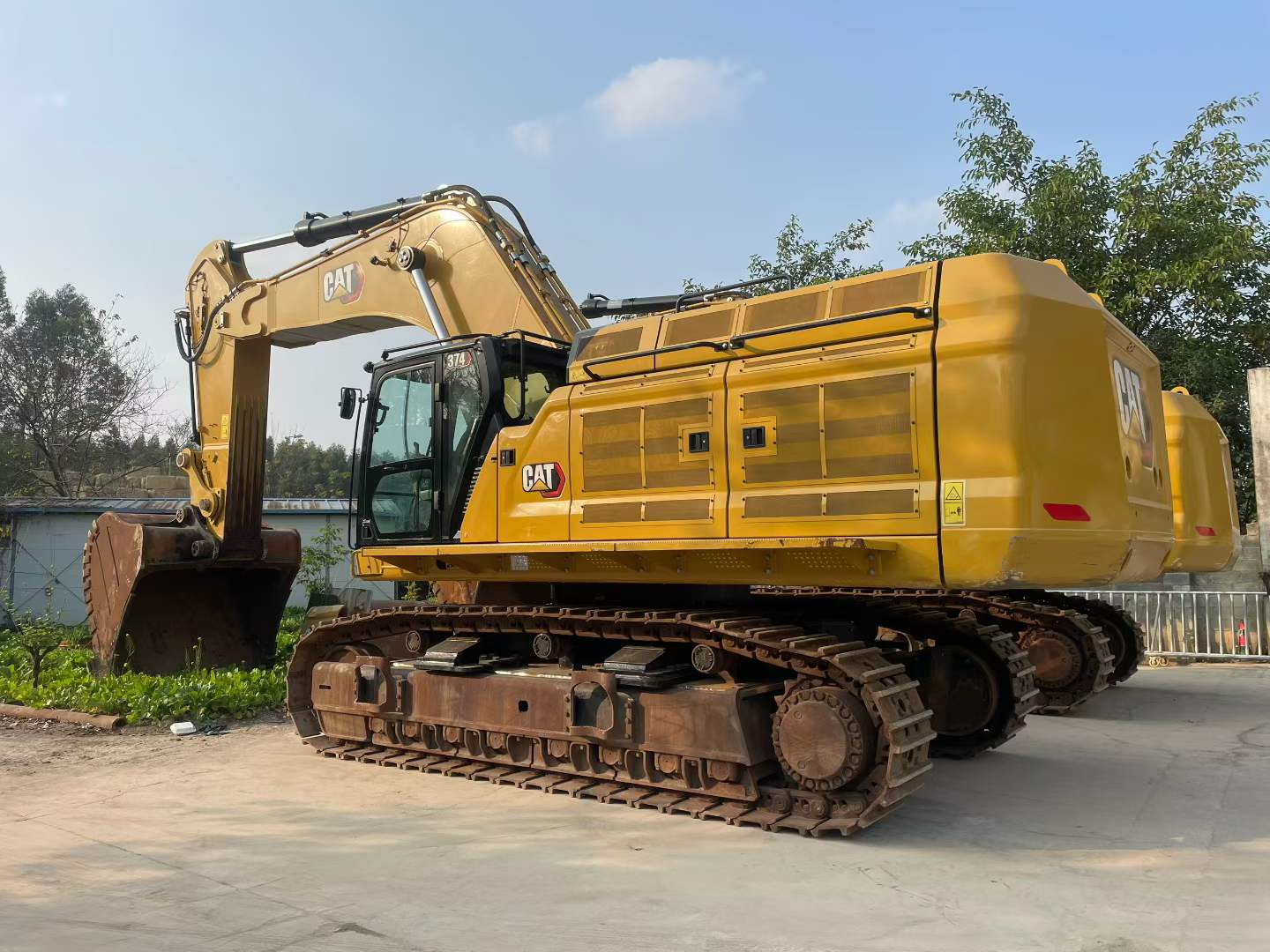 Buy Caterpillar 374F Used Excavator