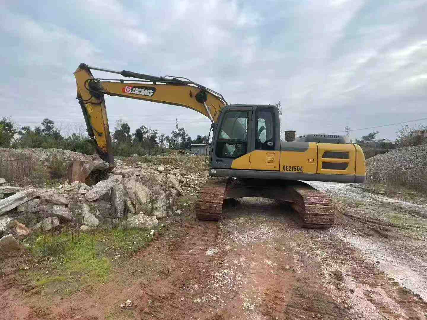 Buy XCMG XE215D Used Excavator Buy XCMG XE215D Used Excavator