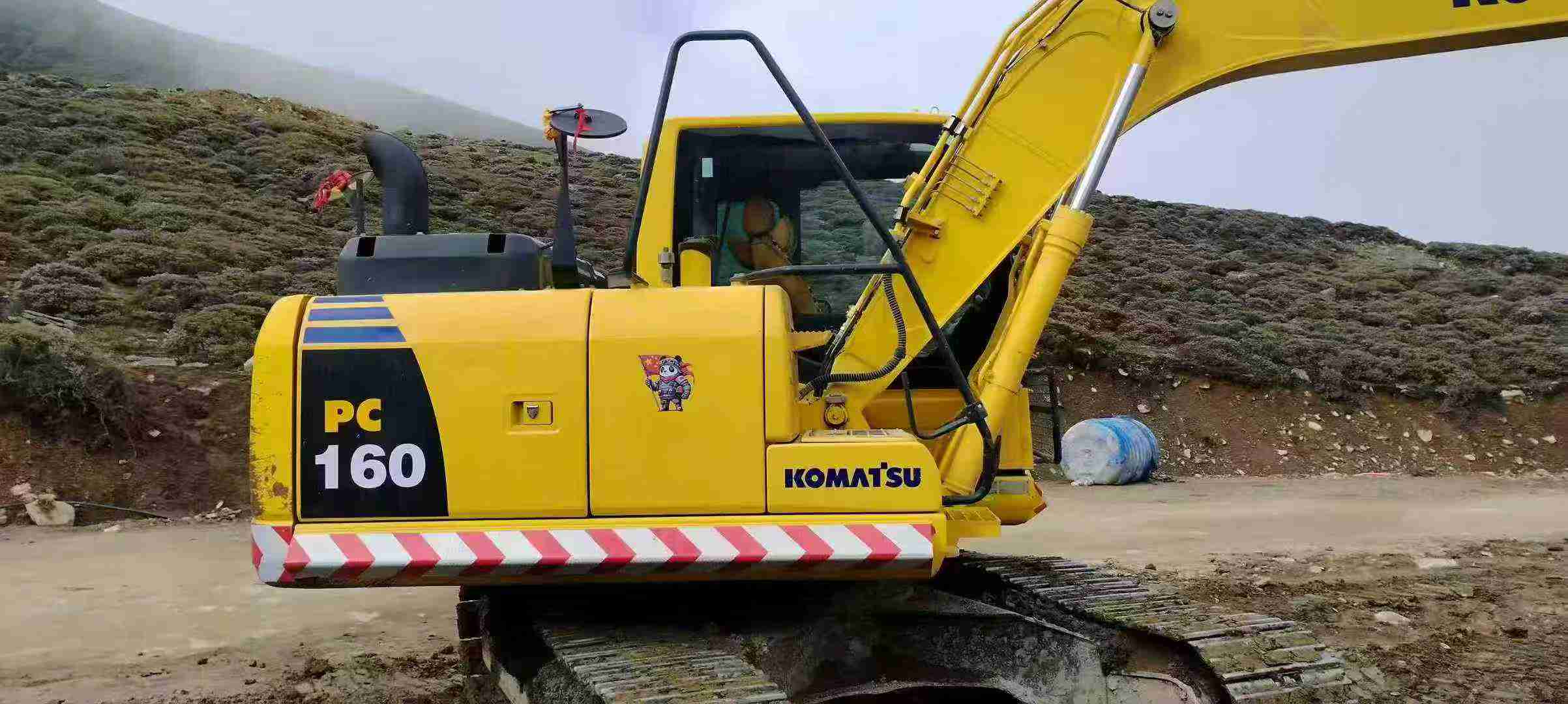 Used Komatsu PC130-8 Excavator 2019 Model / 4