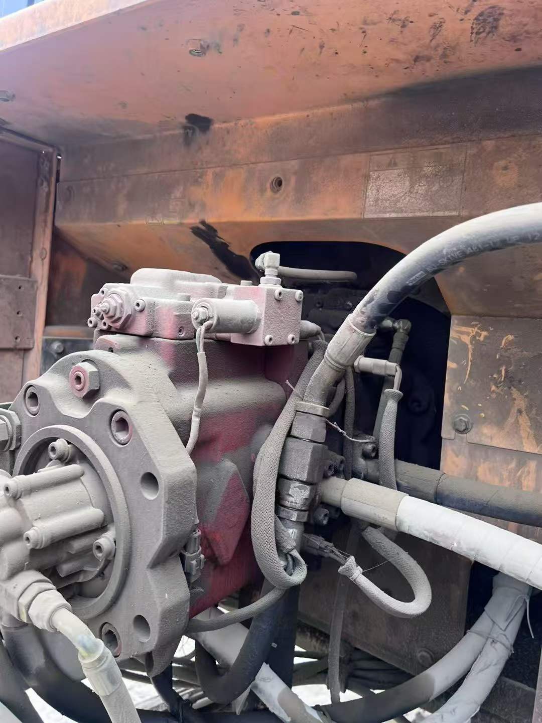 Used Hyundai R385LVS Excavator 2012 Model / 5