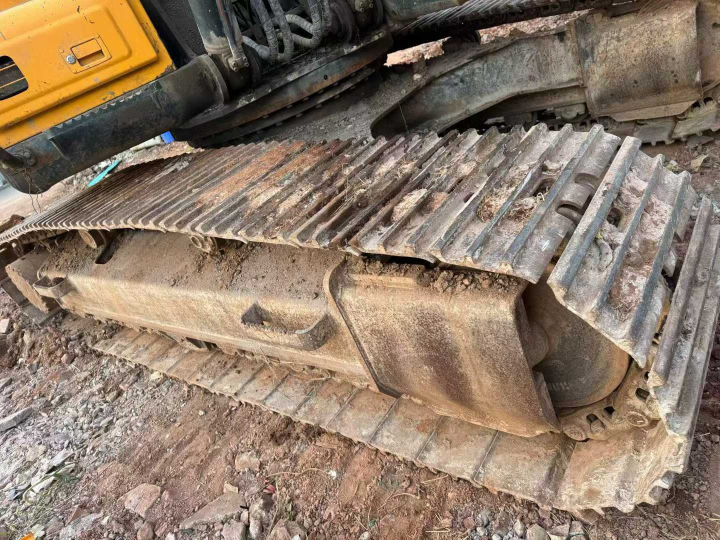 Used Hyundai R225-7 Excavator 2019 Model / 4