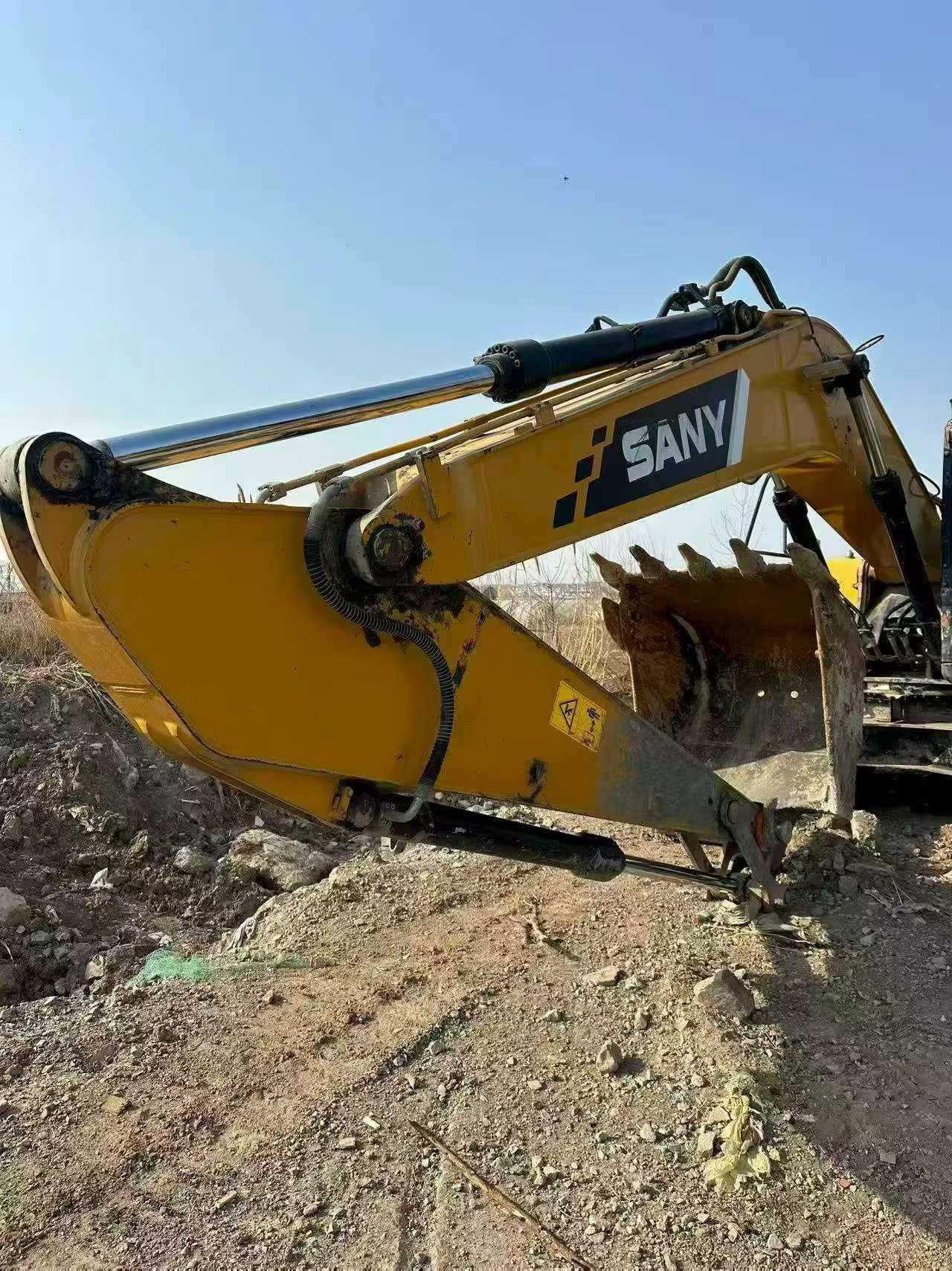 Used Sany SY205H Excavator 2018 Model / 3