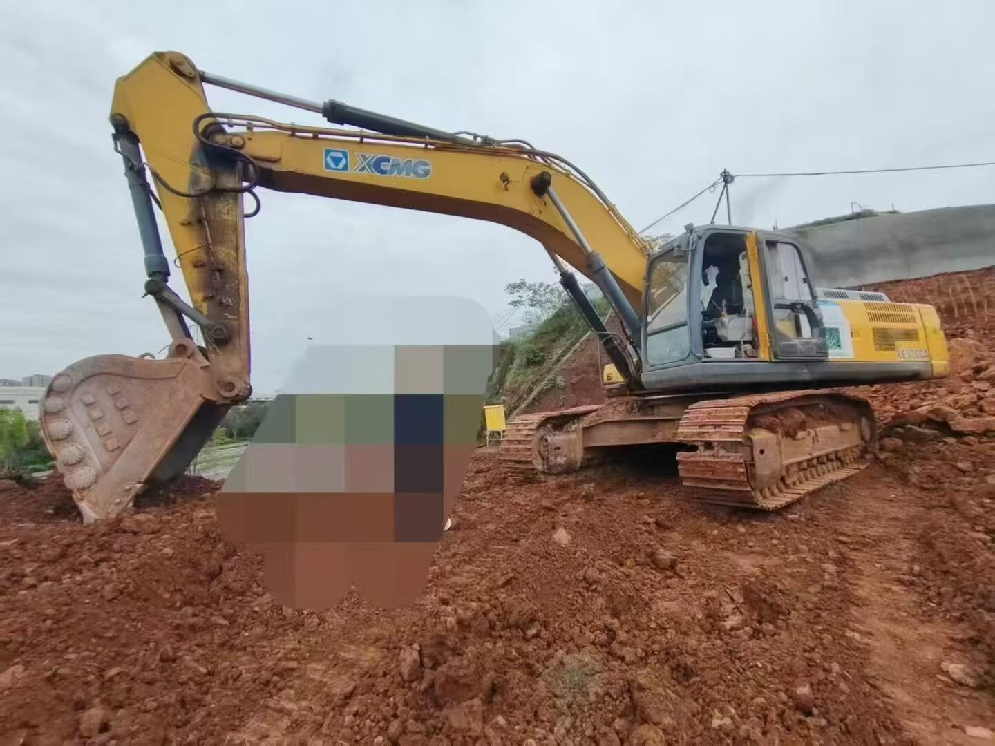 Used XCMG XE370 Excavator 2012 Model / 5