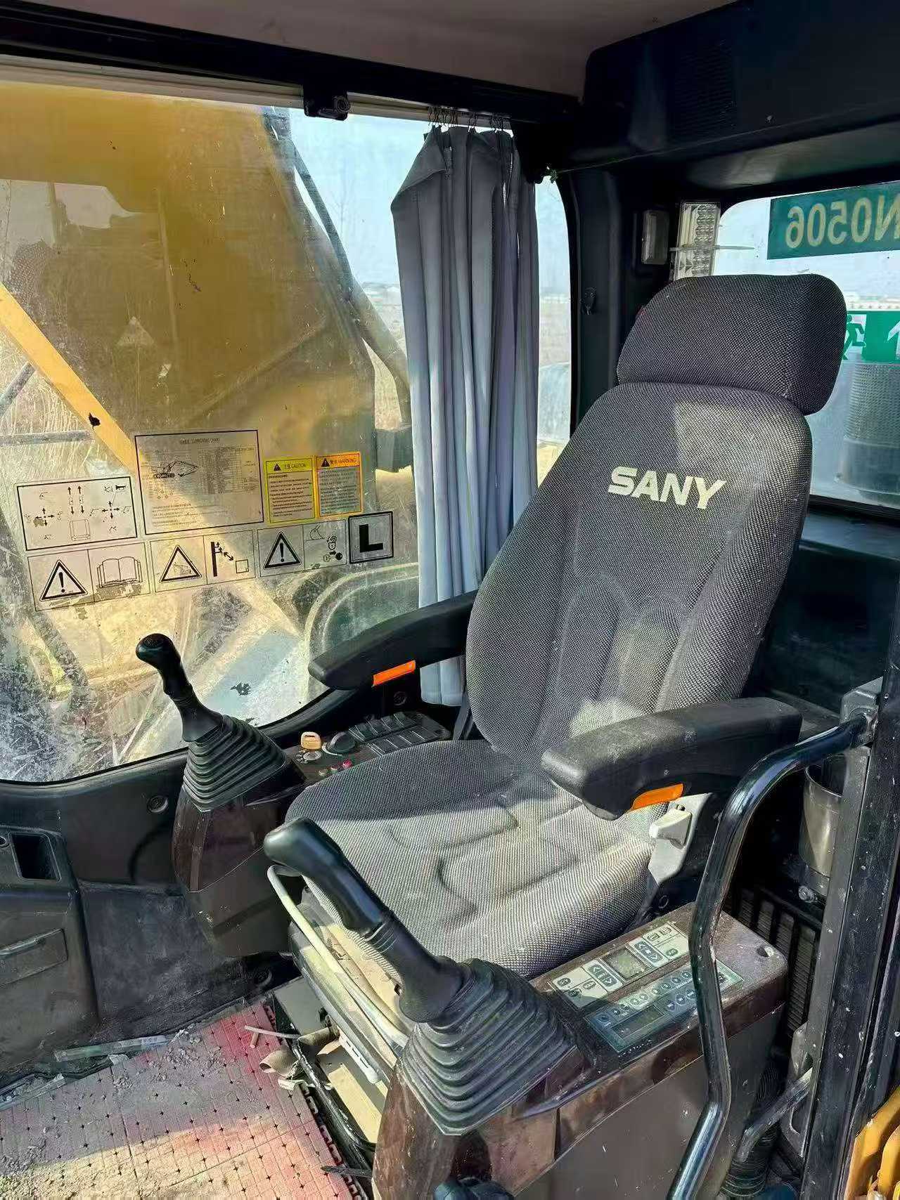 Used Sany SY205H Excavator 2018 Model / 7