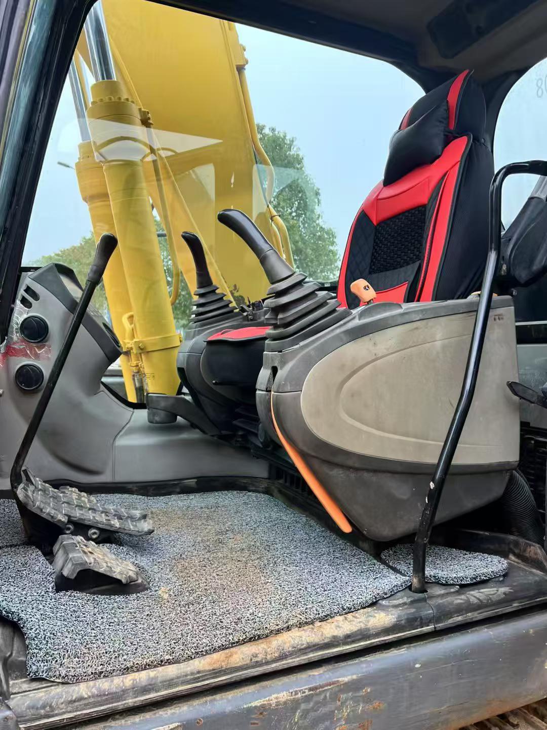 Used Sumitomo SH130-3 Excavator 2018 Model / 8