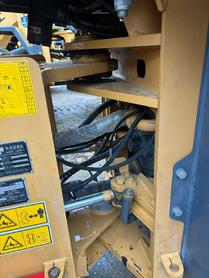 Buy Lonking LG833 Used Loader / 9 Buy Lonking LG833 Used Loader / 9