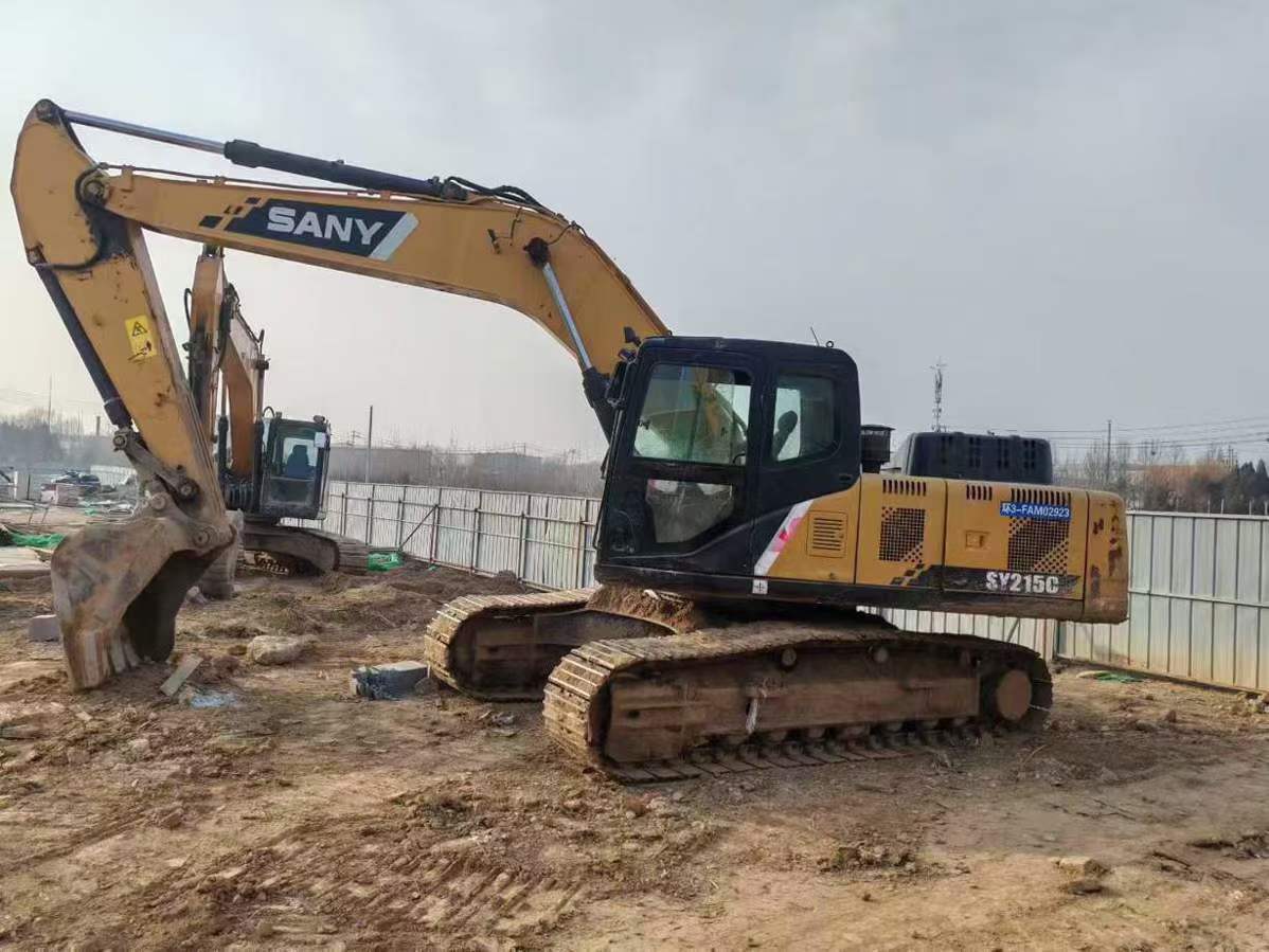 Buy Sany SY215W Used Excavator