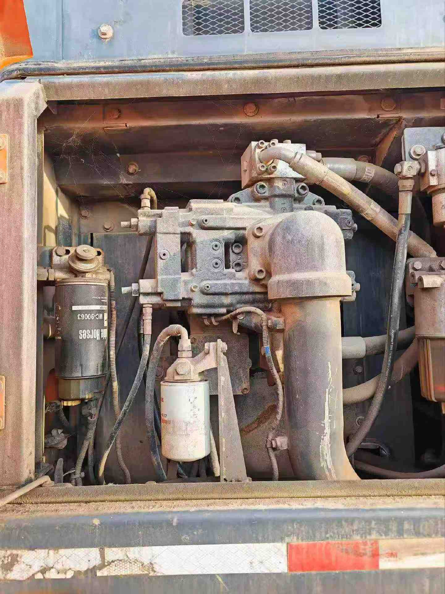 Used Doosan DX520LC Excavator 2017 Model / 4