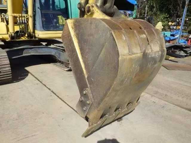 Used Komatsu PC120-6 Excavator 1993 Model / 4