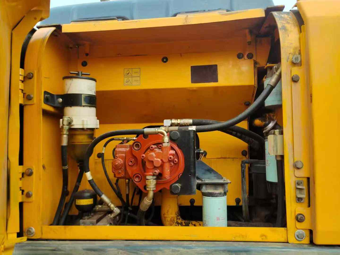 Used Hyundai R215VS Excavator 2016 Model / 7