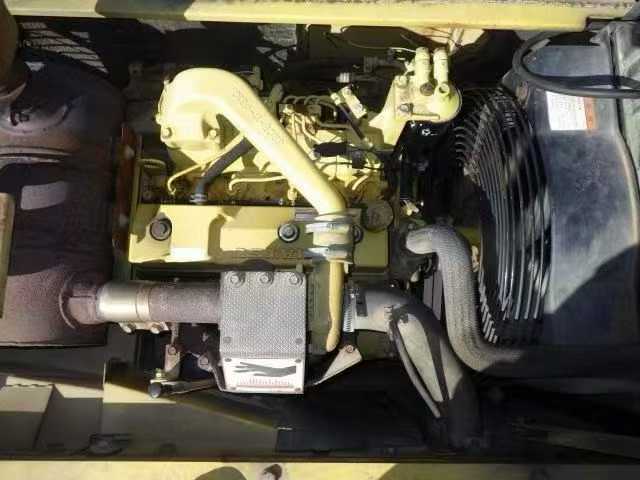 Used Komatsu PC120-6 Excavator 1993 Model / 8